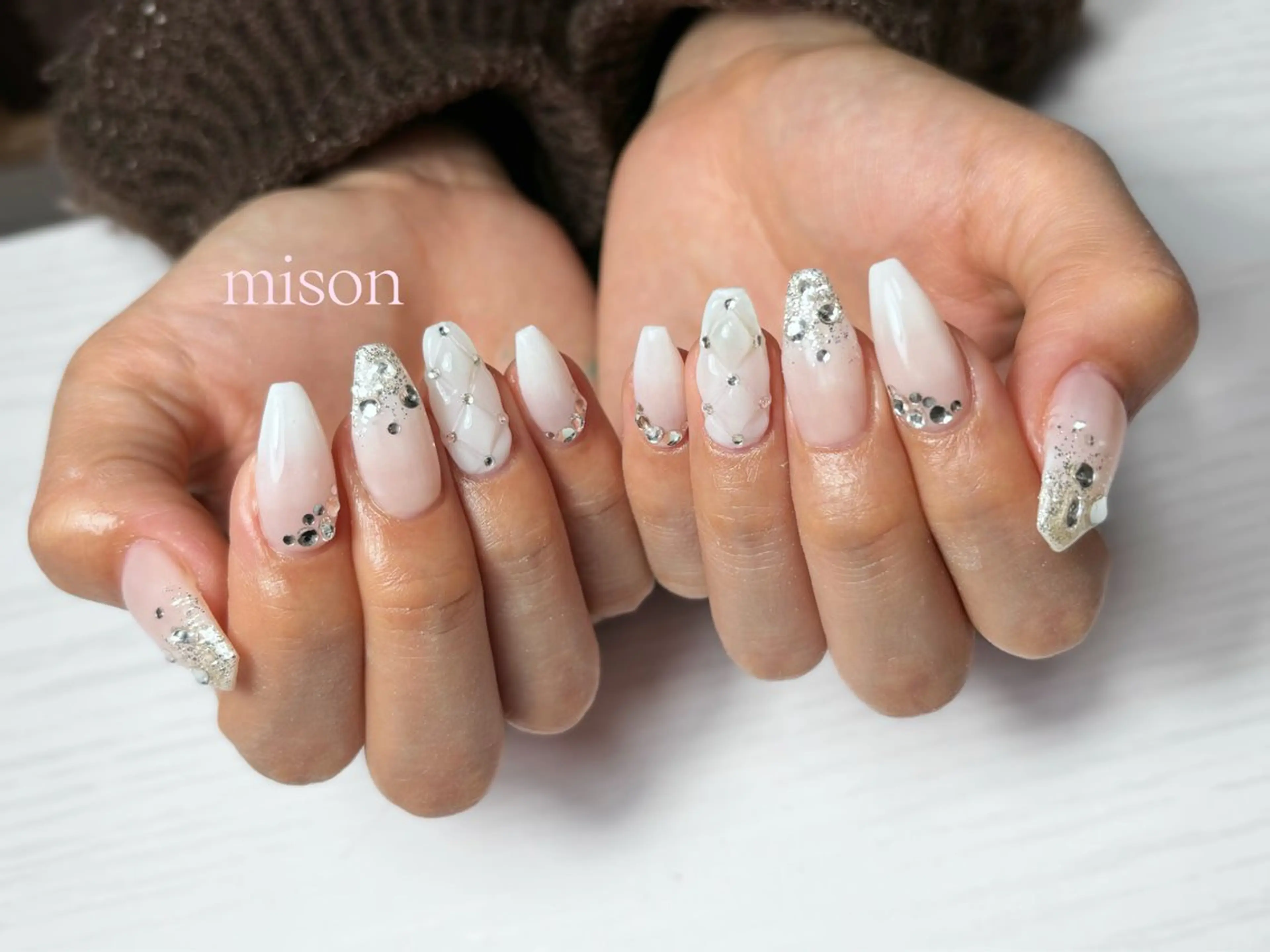 ネイル 長さ出し 持ち込み ハンドネイル mison 安形友花のネイルデザイン