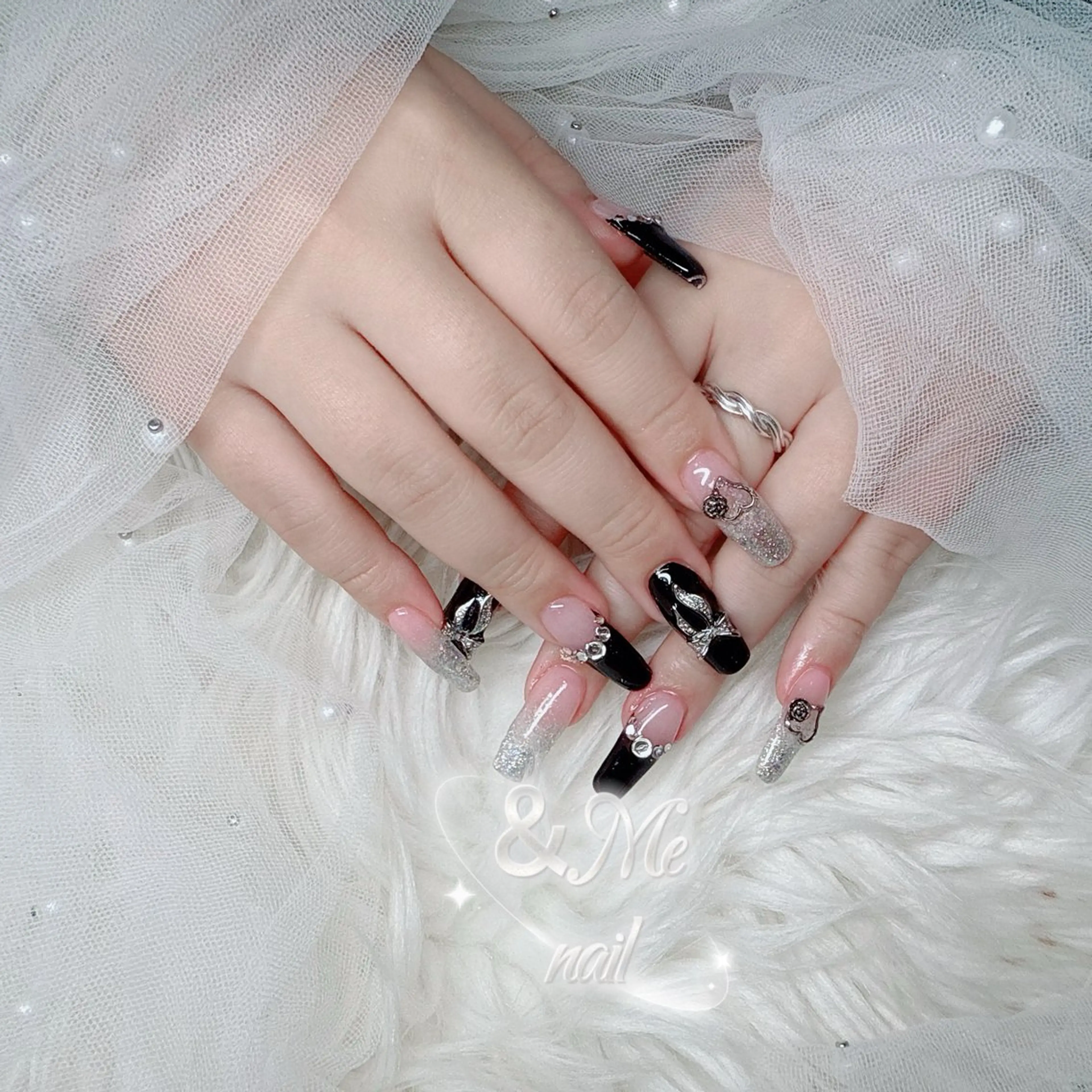 ネイル &ME Momoのネイルデザイン