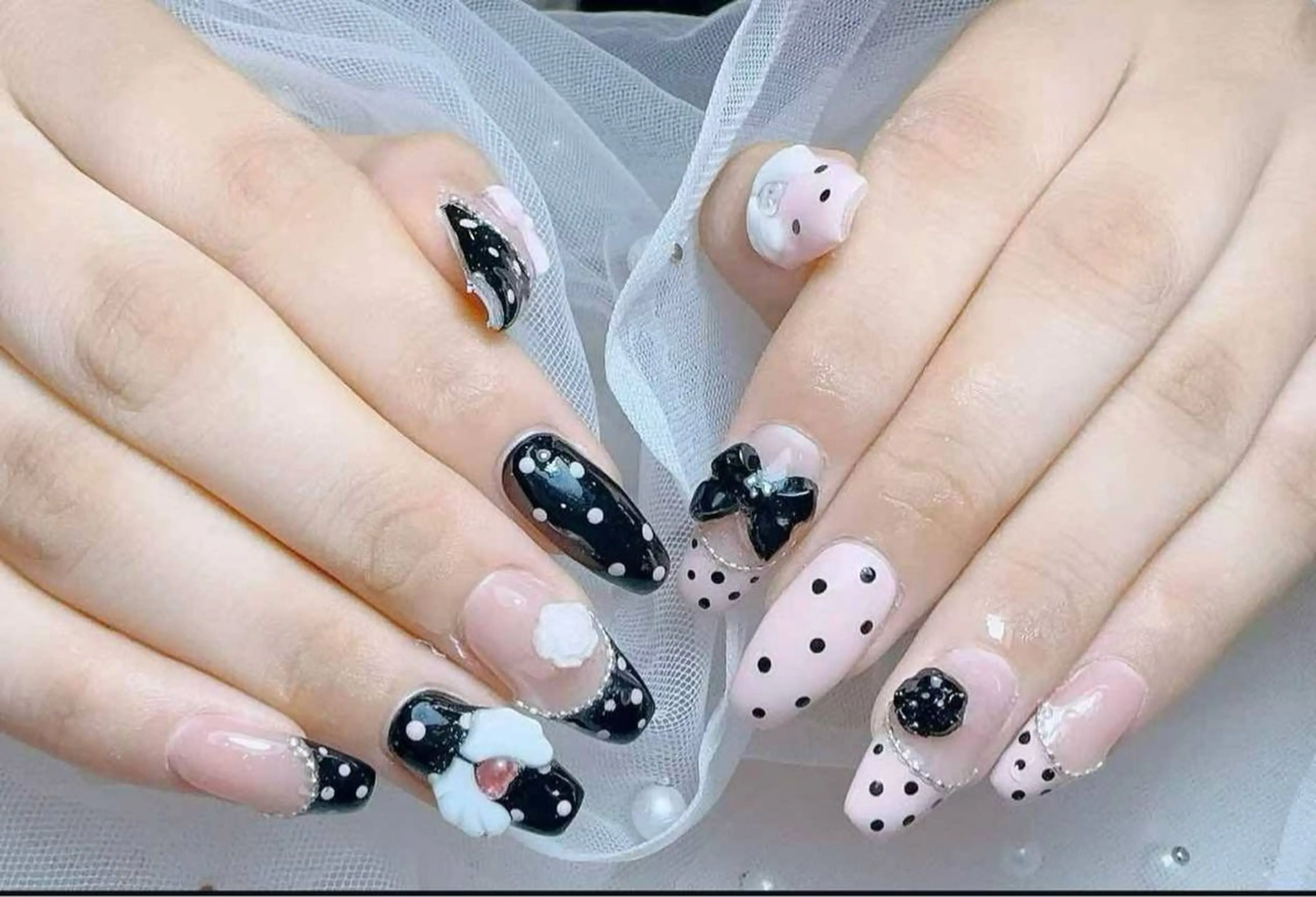 ネイル Iconic Nailのネイルデザイン