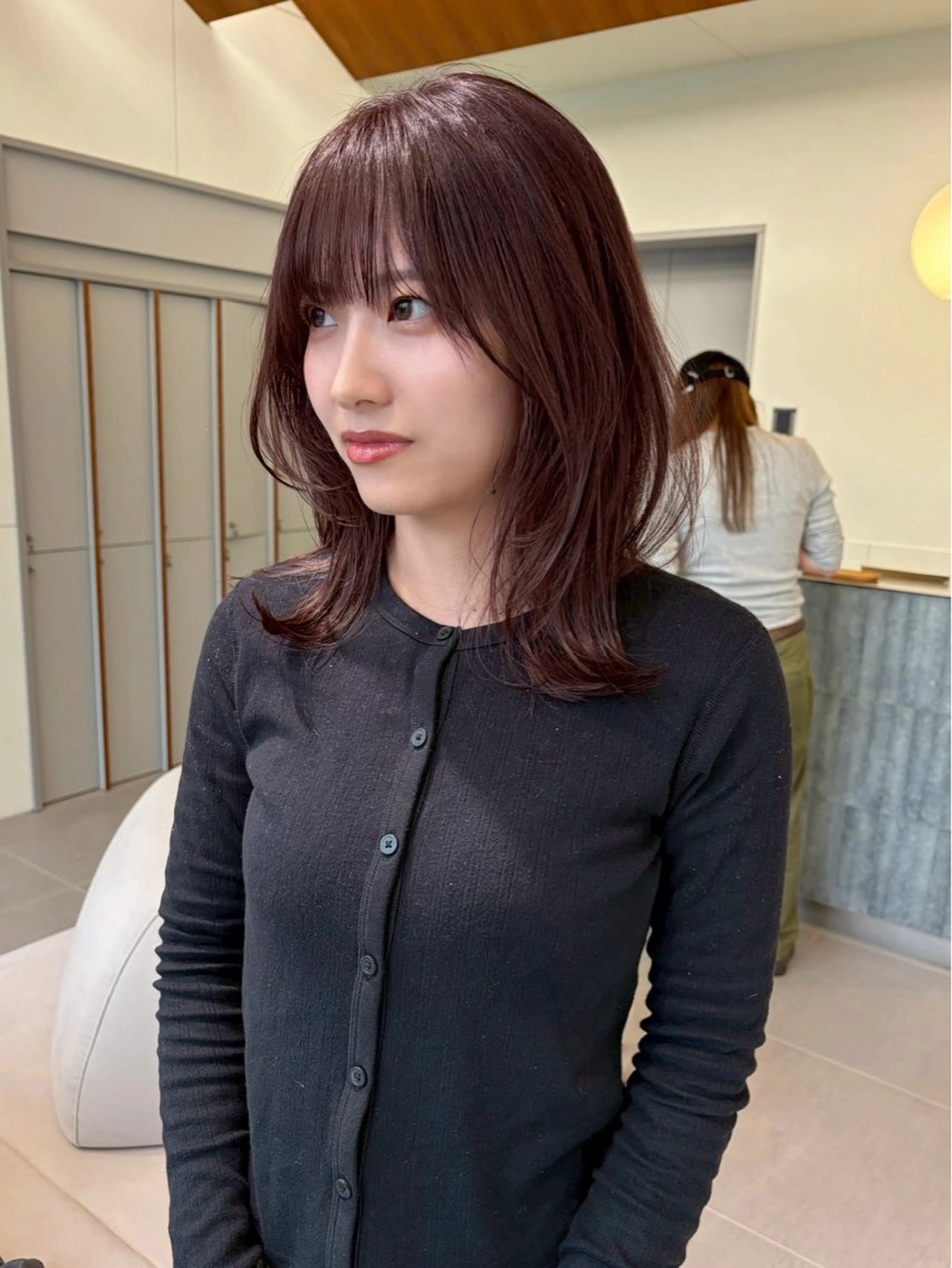 ミディアム カット ヘアカラー トリートメント レイヤーカット ✨️奥田良太✨️のヘアスタイル