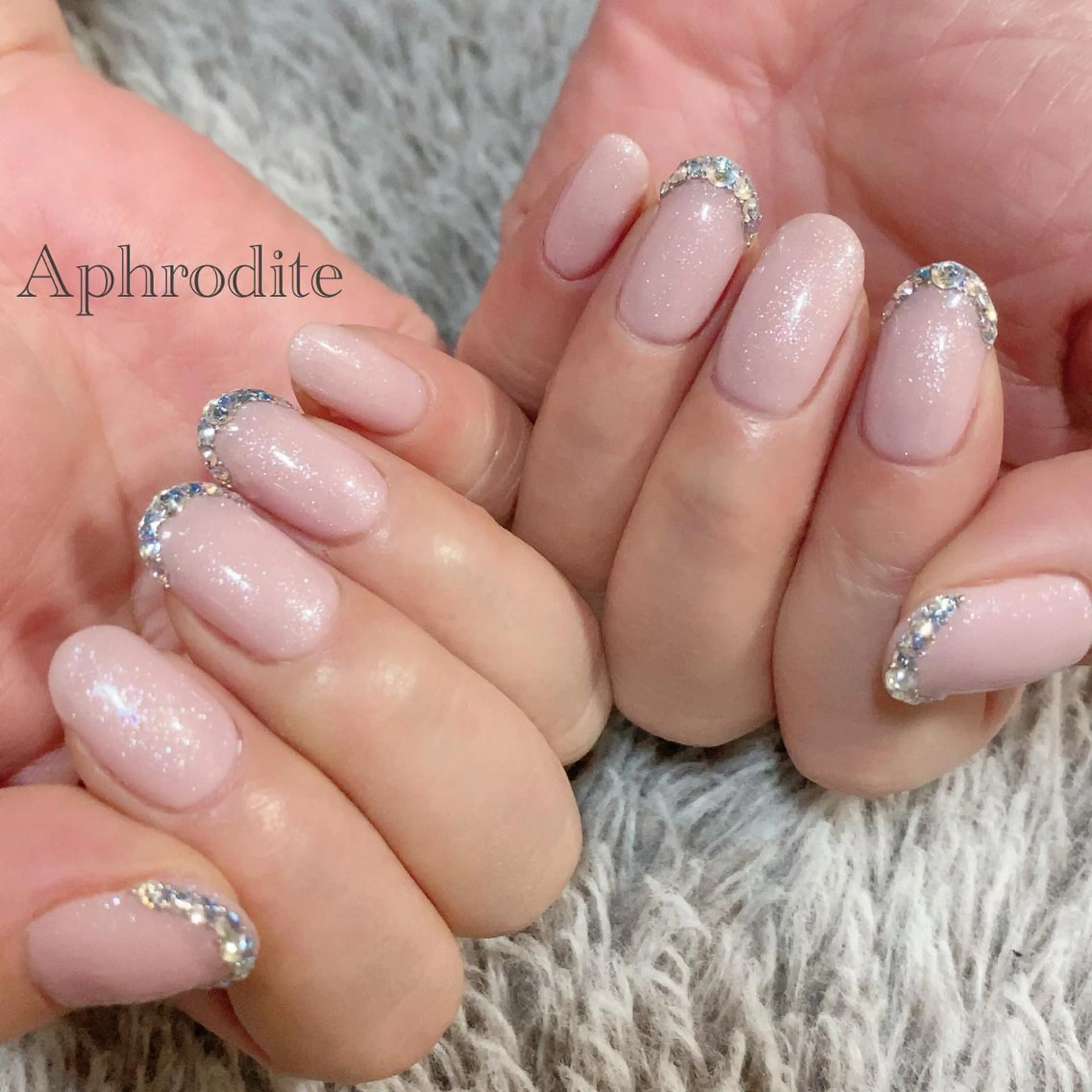 ネイル Aphrodite パラジェル認定サロンのネイルデザイン