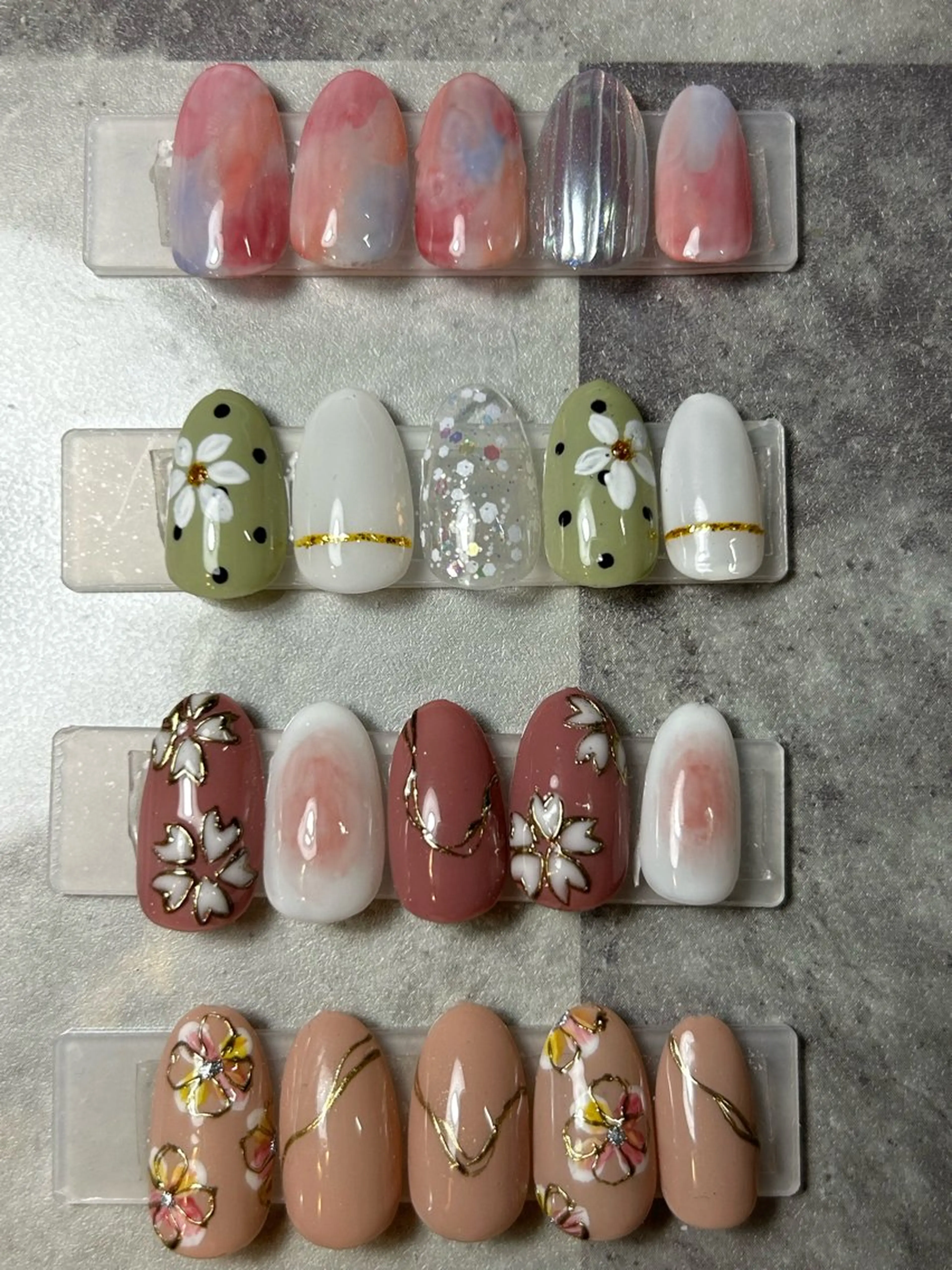 ネイル ハンドネイル 吉川市 ネイルサロンLのネイルデザイン