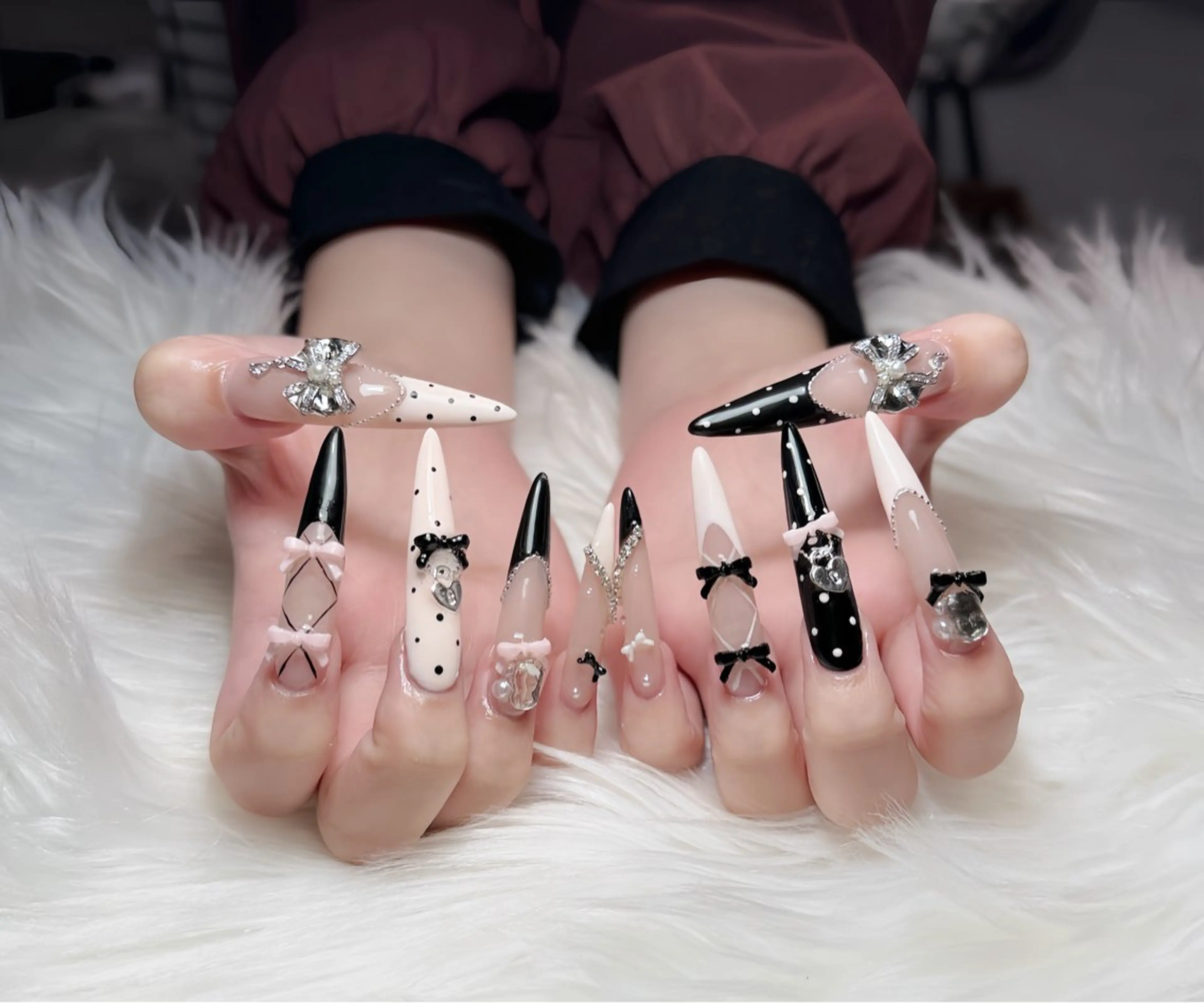 ネイル オーロラネイル チークネイル フットネイル フレンチネイル ジェルネイル ハンドネイル Nichi Nails❤️のネイルデザイン