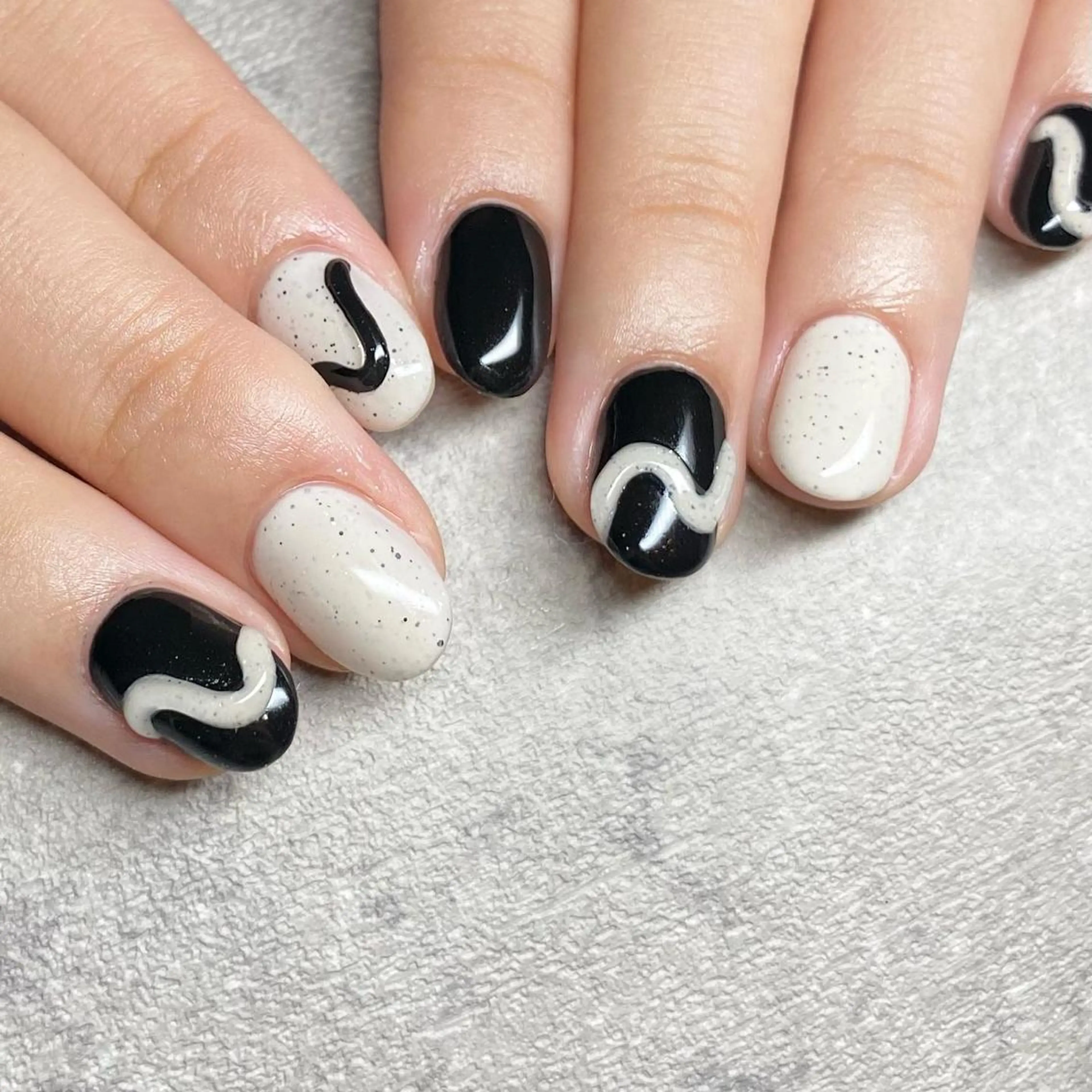 ネイル アートネイル ニュアンスネイル 冬ネイル ハンドネイル 山田 貴子のネイルデザイン