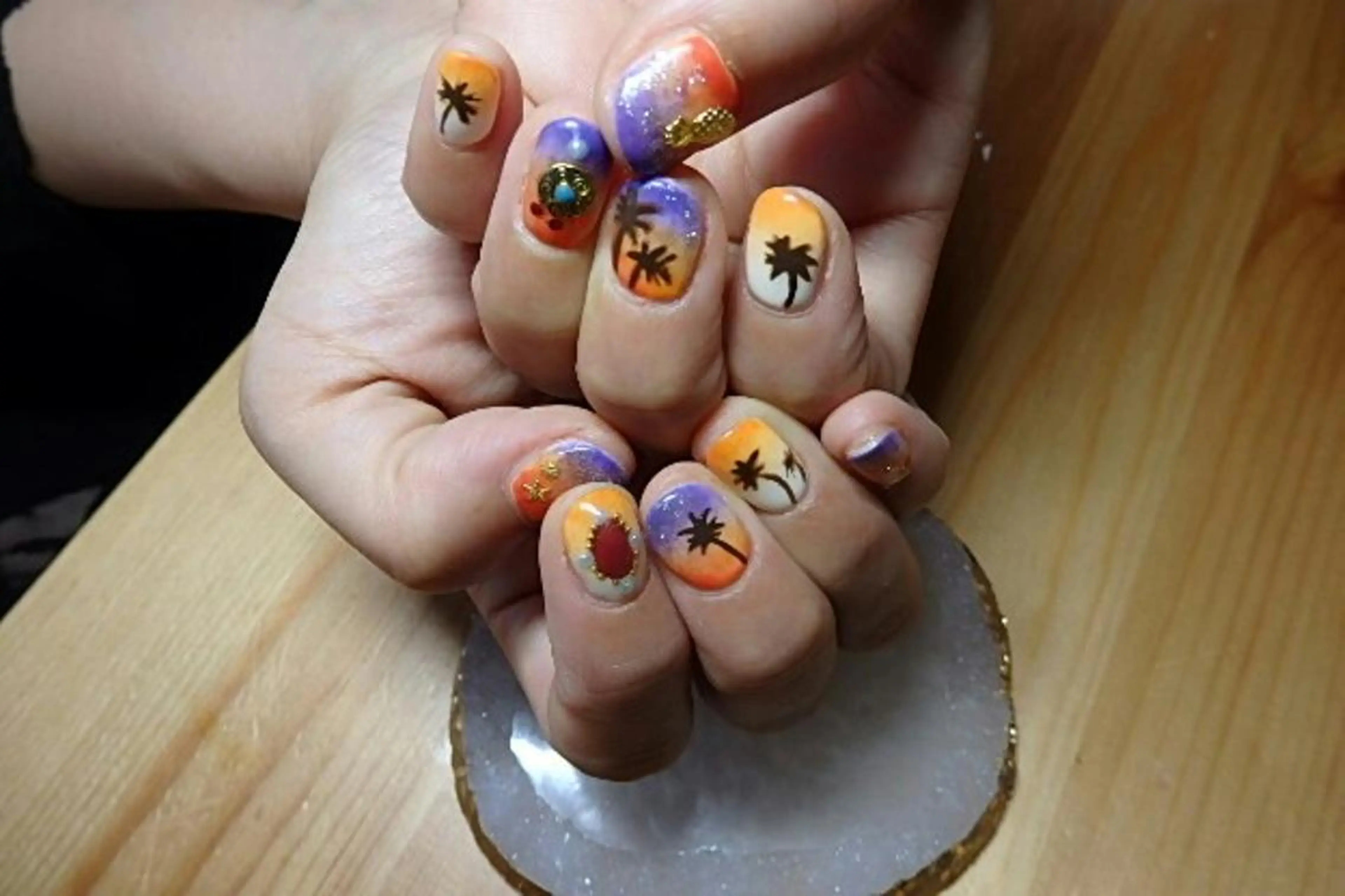 ネイル LAVISH nail salonのネイルデザイン