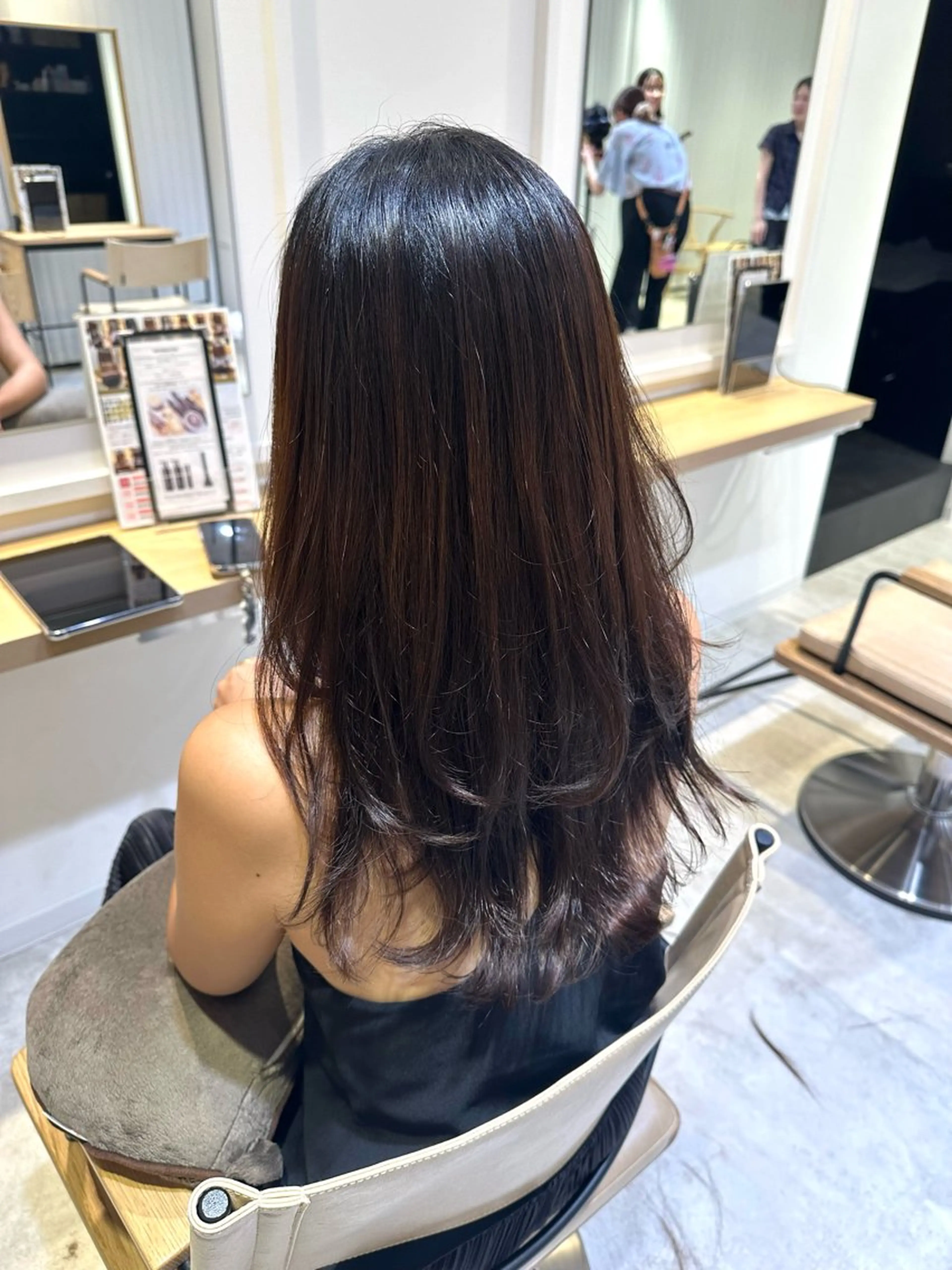 ロング レイヤーカット 川崎 智優のヘアスタイル