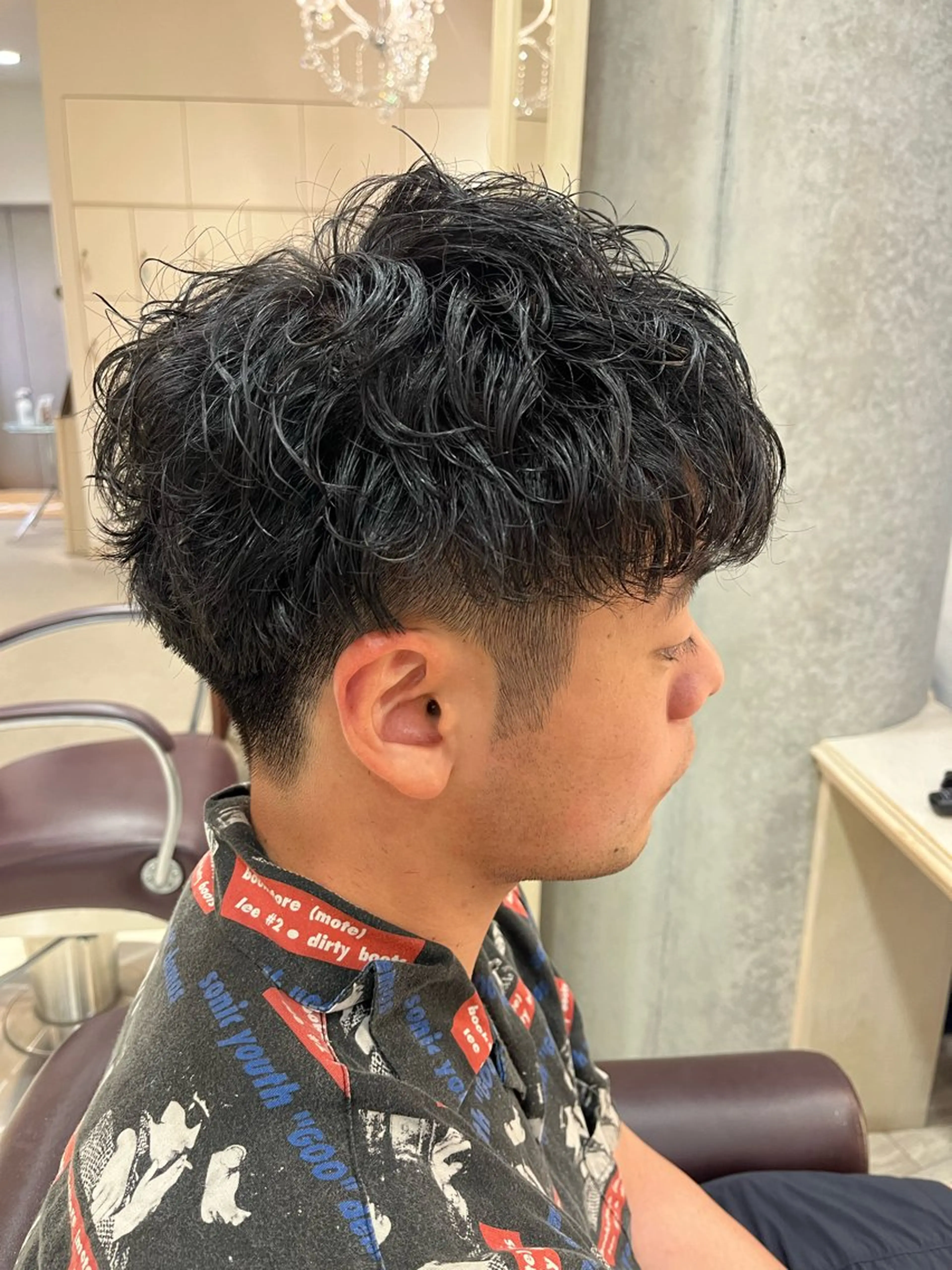 ショート パーマ メンズ メンズパーマ ツイストスパイラルパーマ 刈り上げ スパイラルパーマ カット パーマ サソウ ユリエ🥥のヘアスタイル