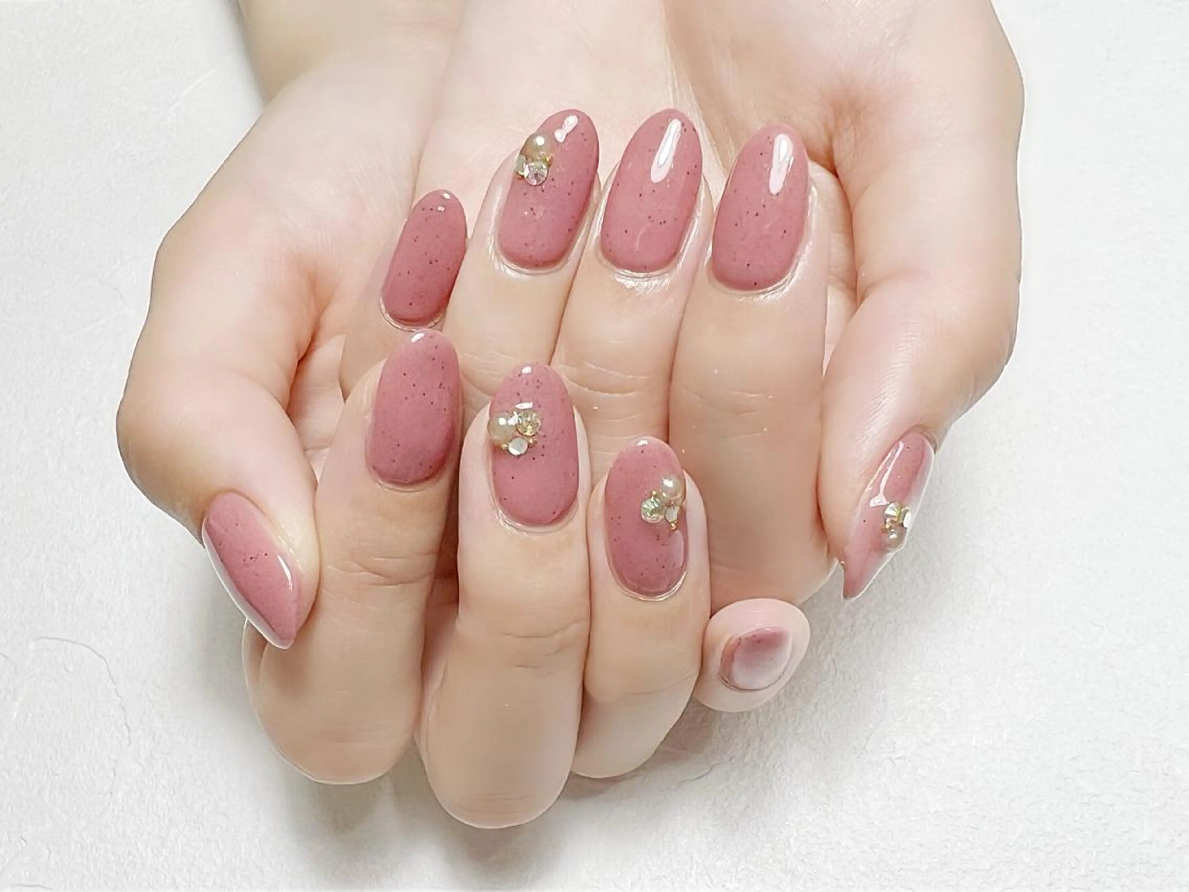 ネイル ジェルネイル ガーリー オフィスネイル rouse nail RISATOのネイルデザイン