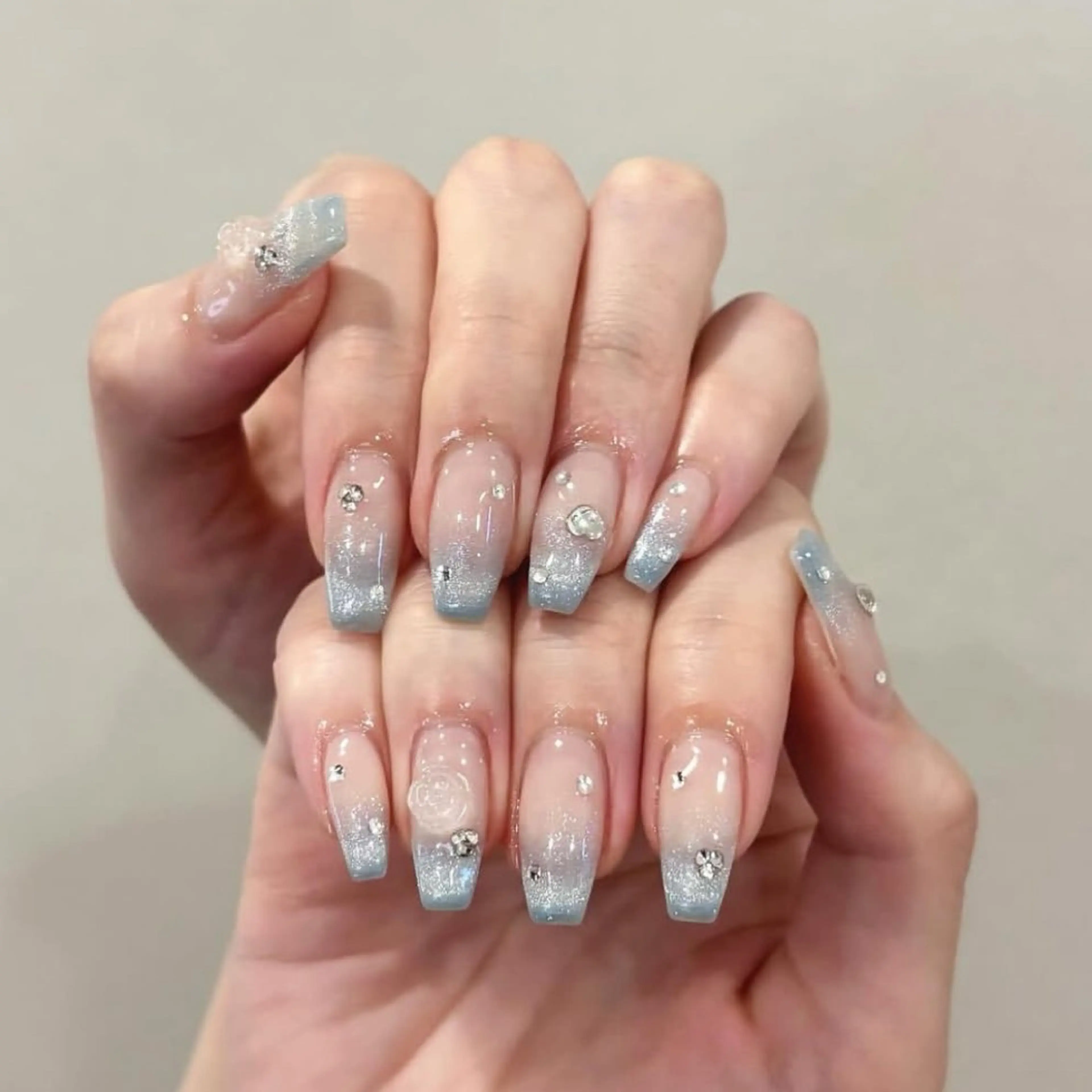 ネイル ハンドネイル T&Ｂネイル 多喜日向のネイルデザイン