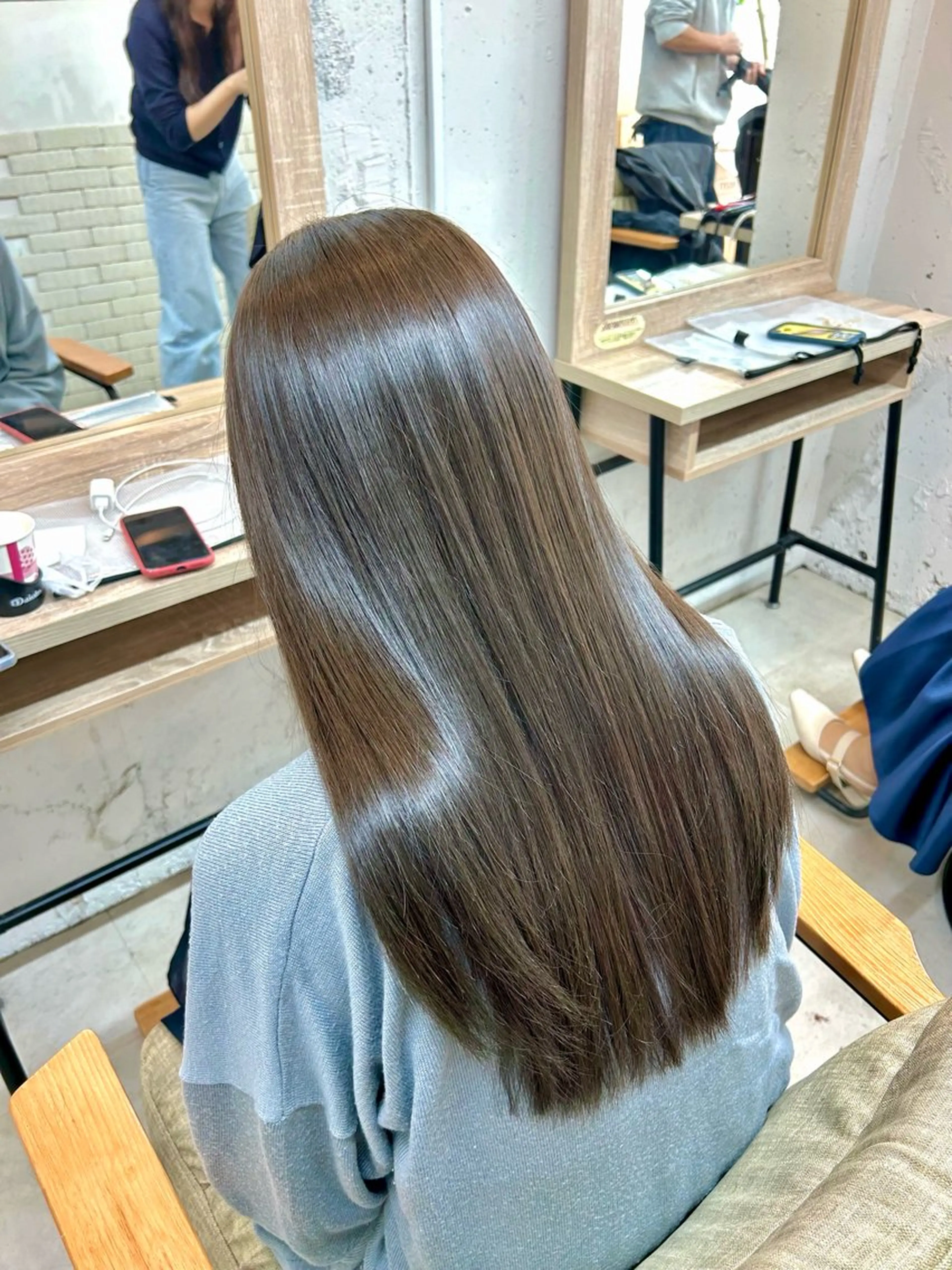 ロング 縮毛矯正 カット 縮毛矯正 トリートメント aroot 町田駅徒歩10秒のヘアスタイル