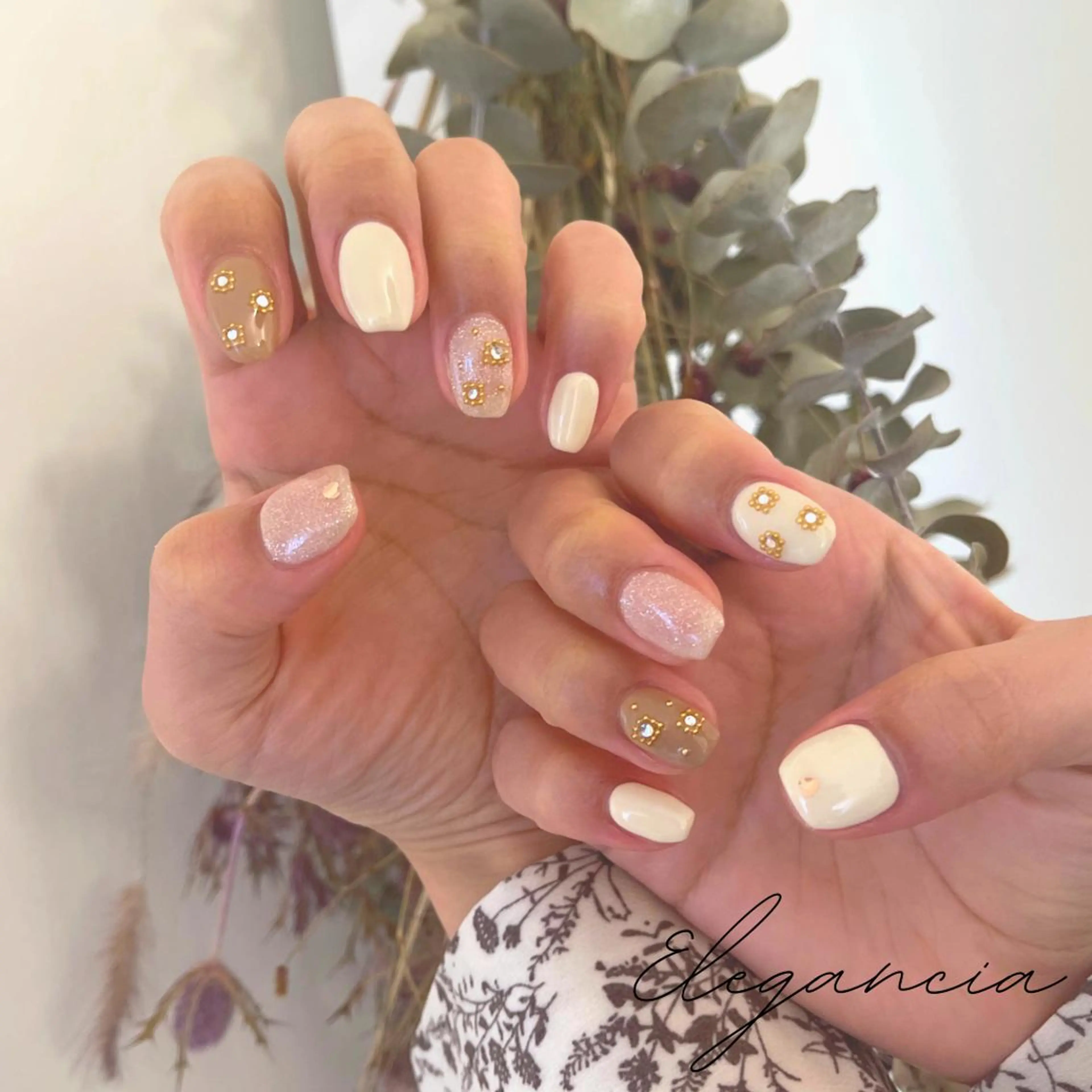 カラー ネイル ハンドネイル Elegancia. Hiromiのネイルデザイン