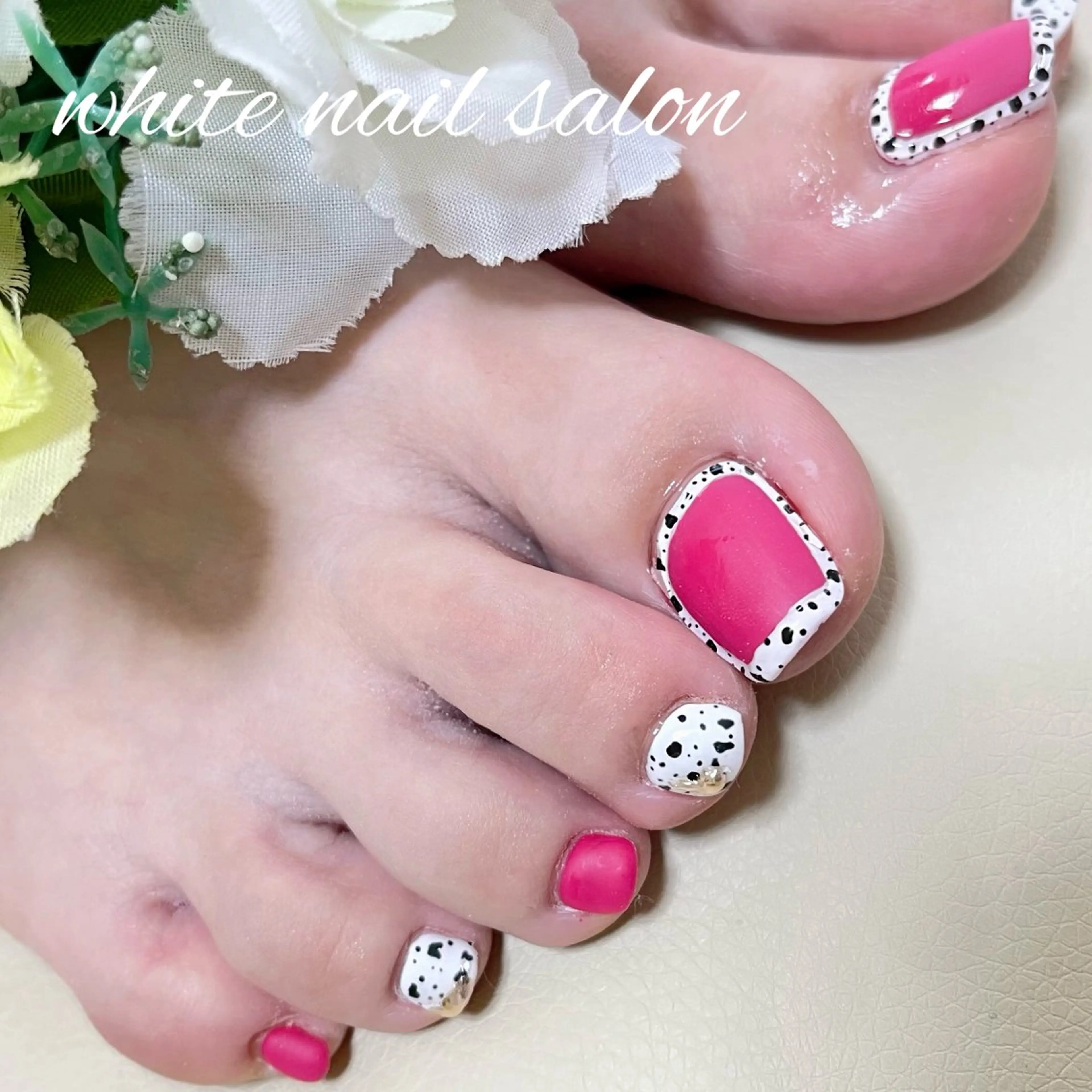 ネイル フットネイル white nail salonのネイルデザイン