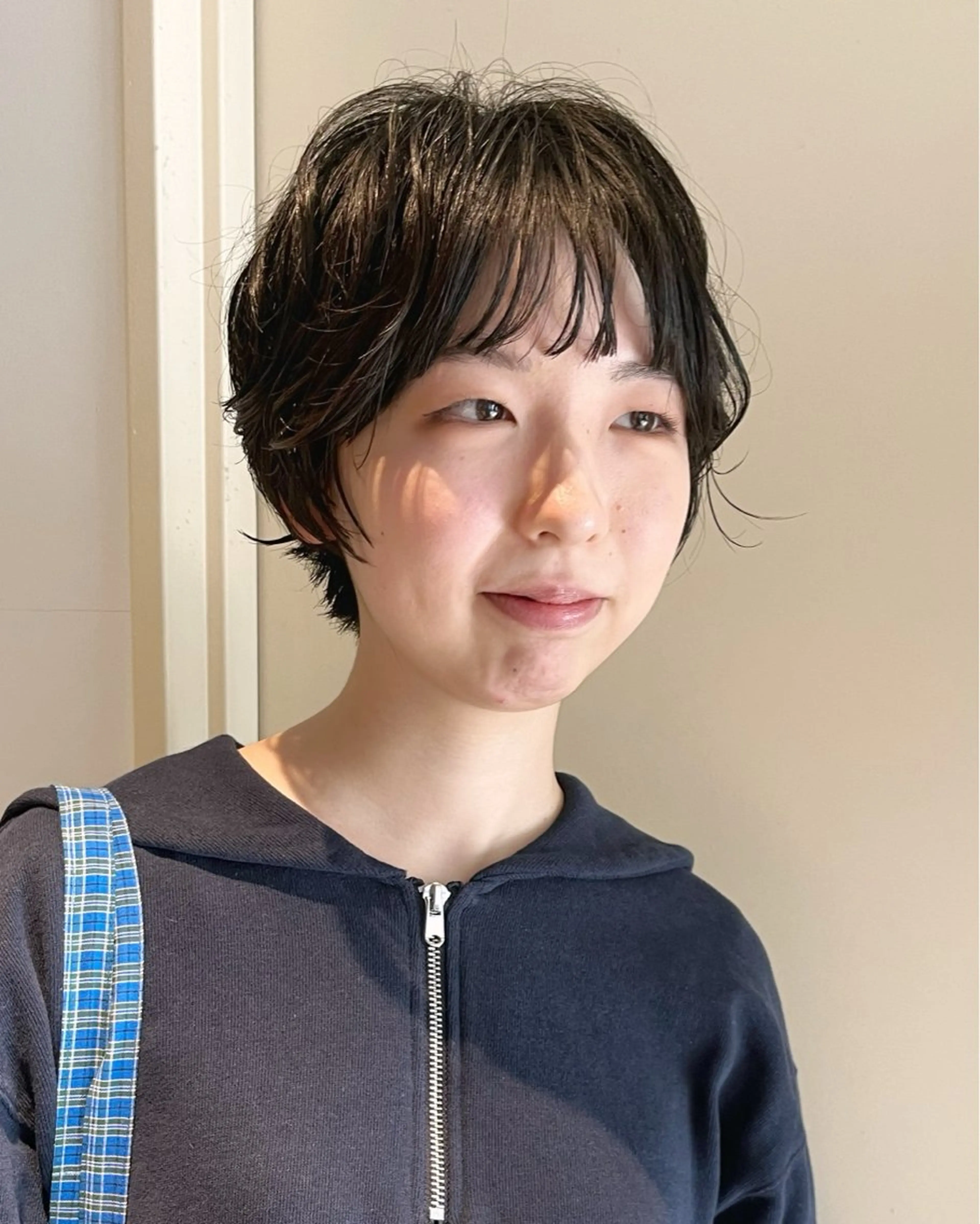 ショート パーマ かわい りほのヘアスタイル