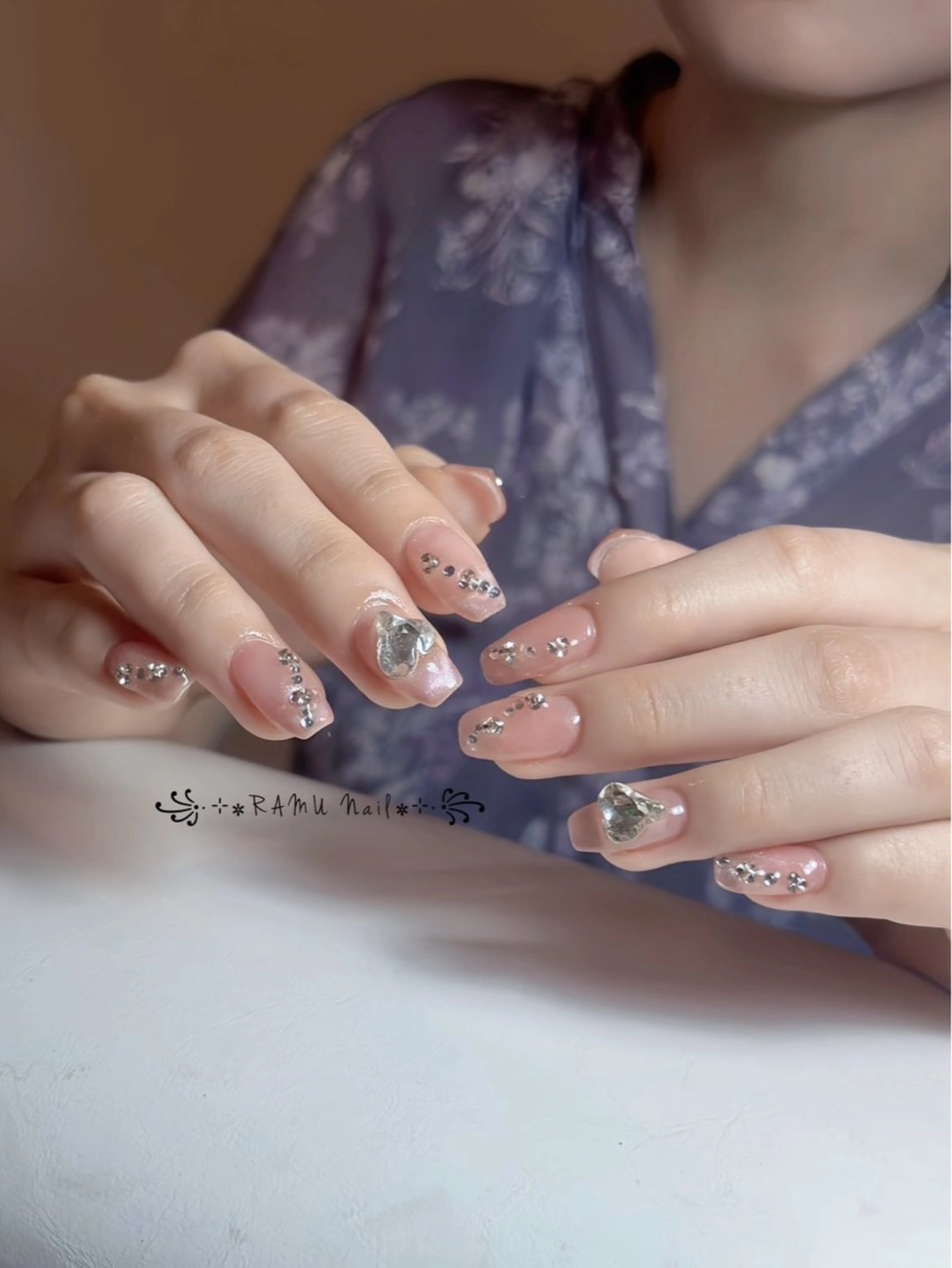 ネイル キラキラネイル マグネットネイル ミラーネイル ピンク 夏ネイル ハンドネイル RAMU Nail 恵比寿店のネイルデザイン