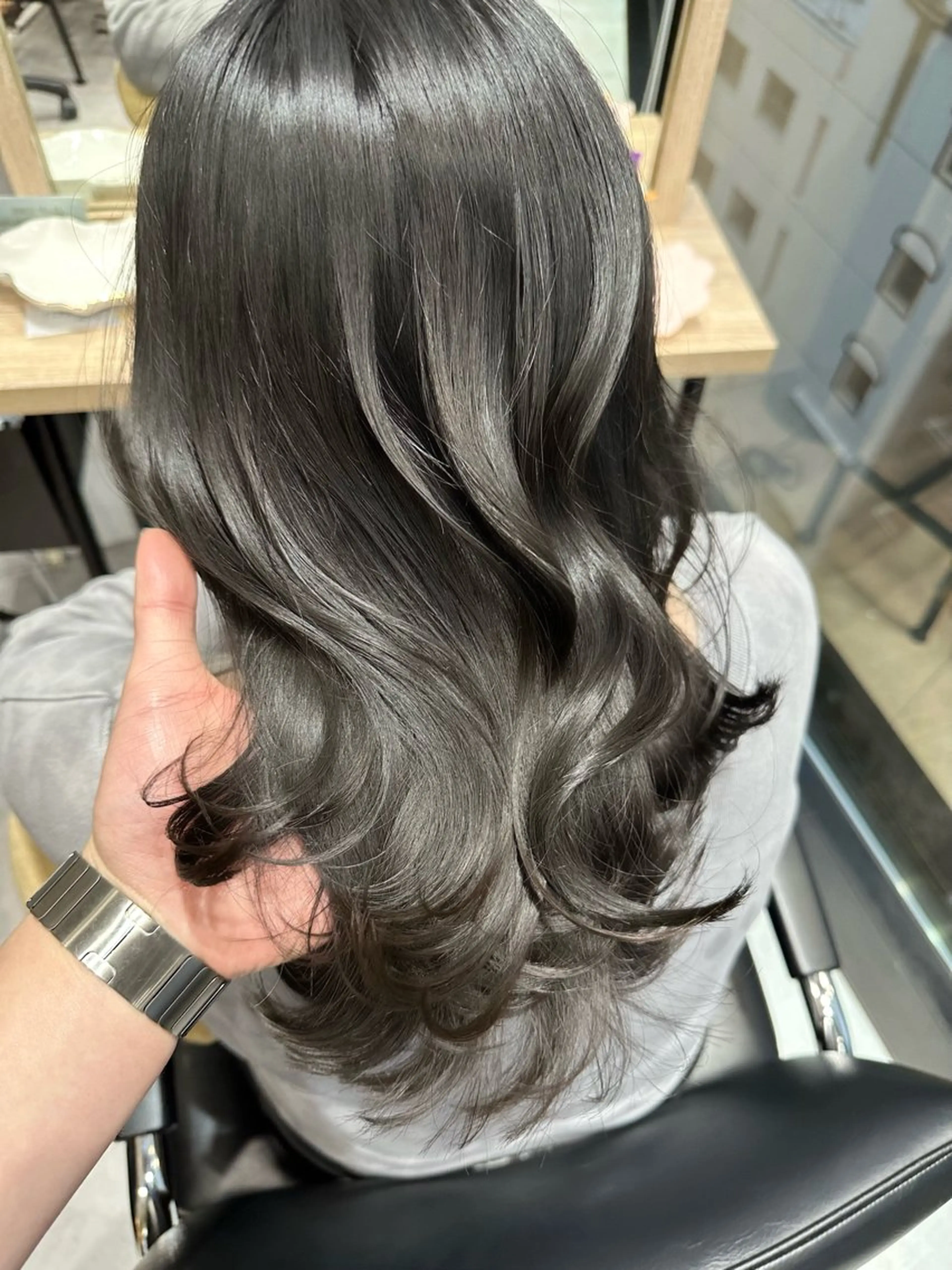 ミディアム カット ヘアカラー トリートメント ✨透明感カラー/縮毛 恵比寿HAYATO✨のヘアスタイル