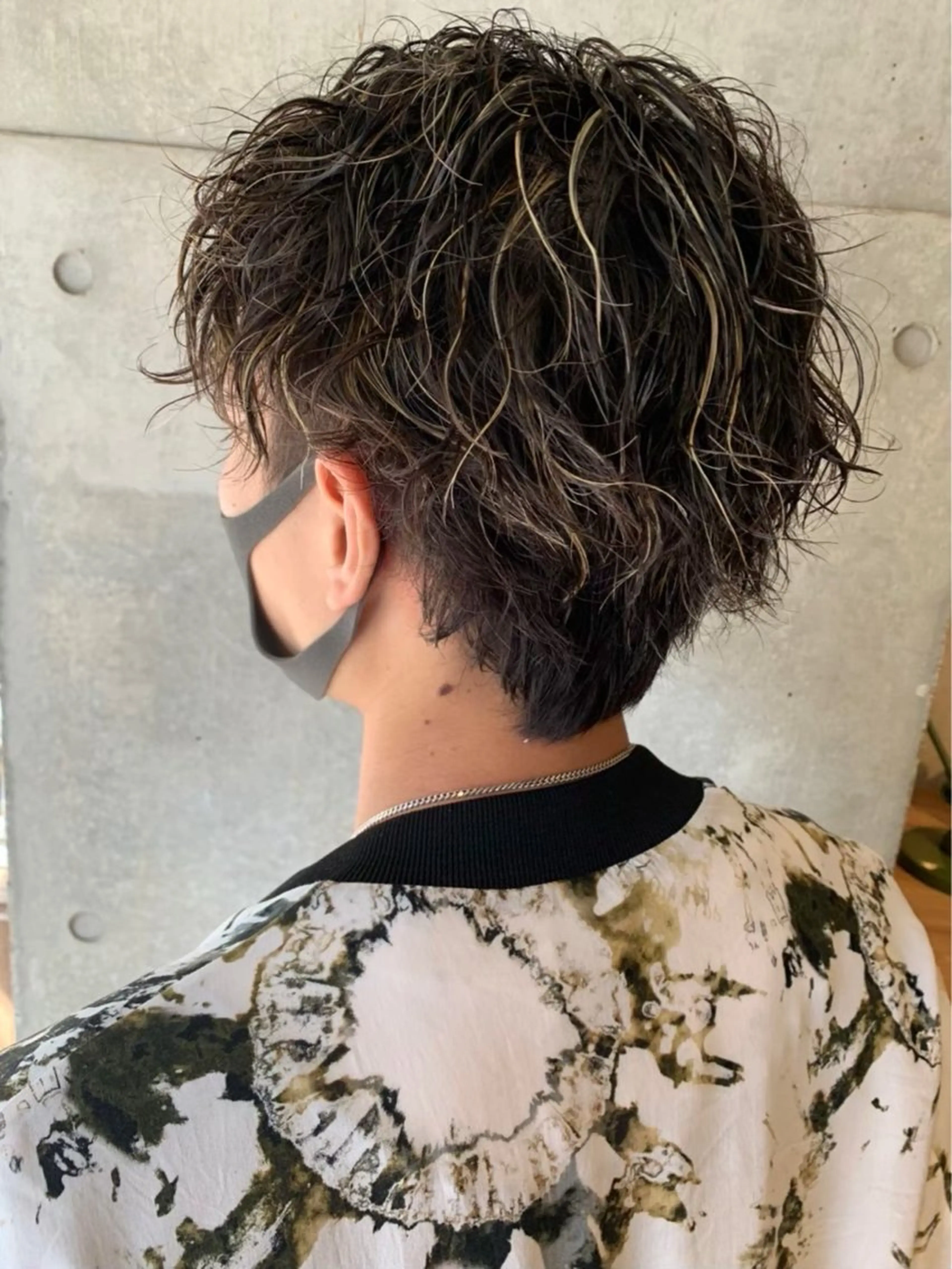 メンズ メンズハイライト メンズメッシュ カット ヘアカラー パーマ ⭐️ツイスパ⭐️ 菊池　拓也のヘアスタイル