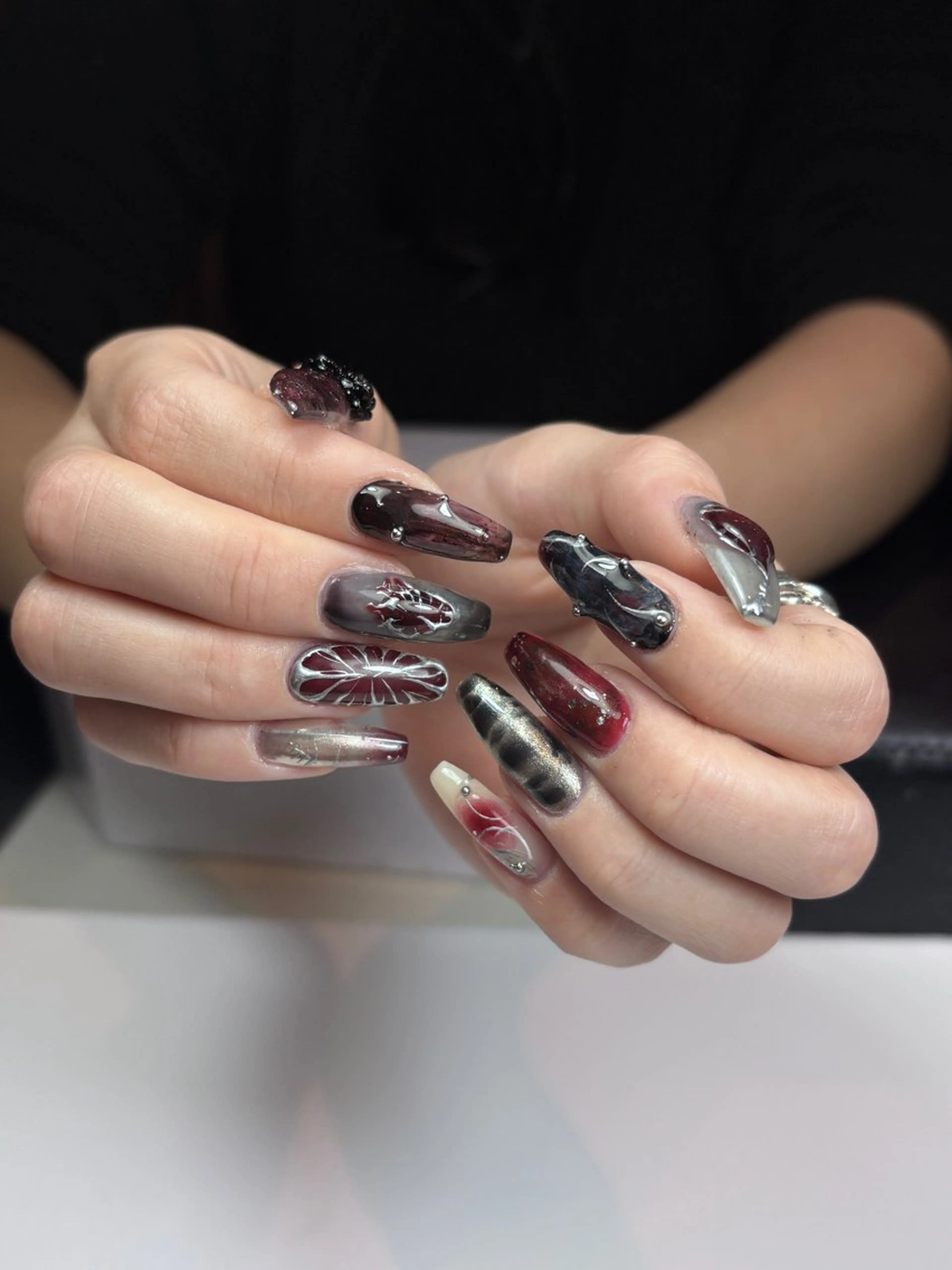 ロング Siita Yukiのネイルデザイン