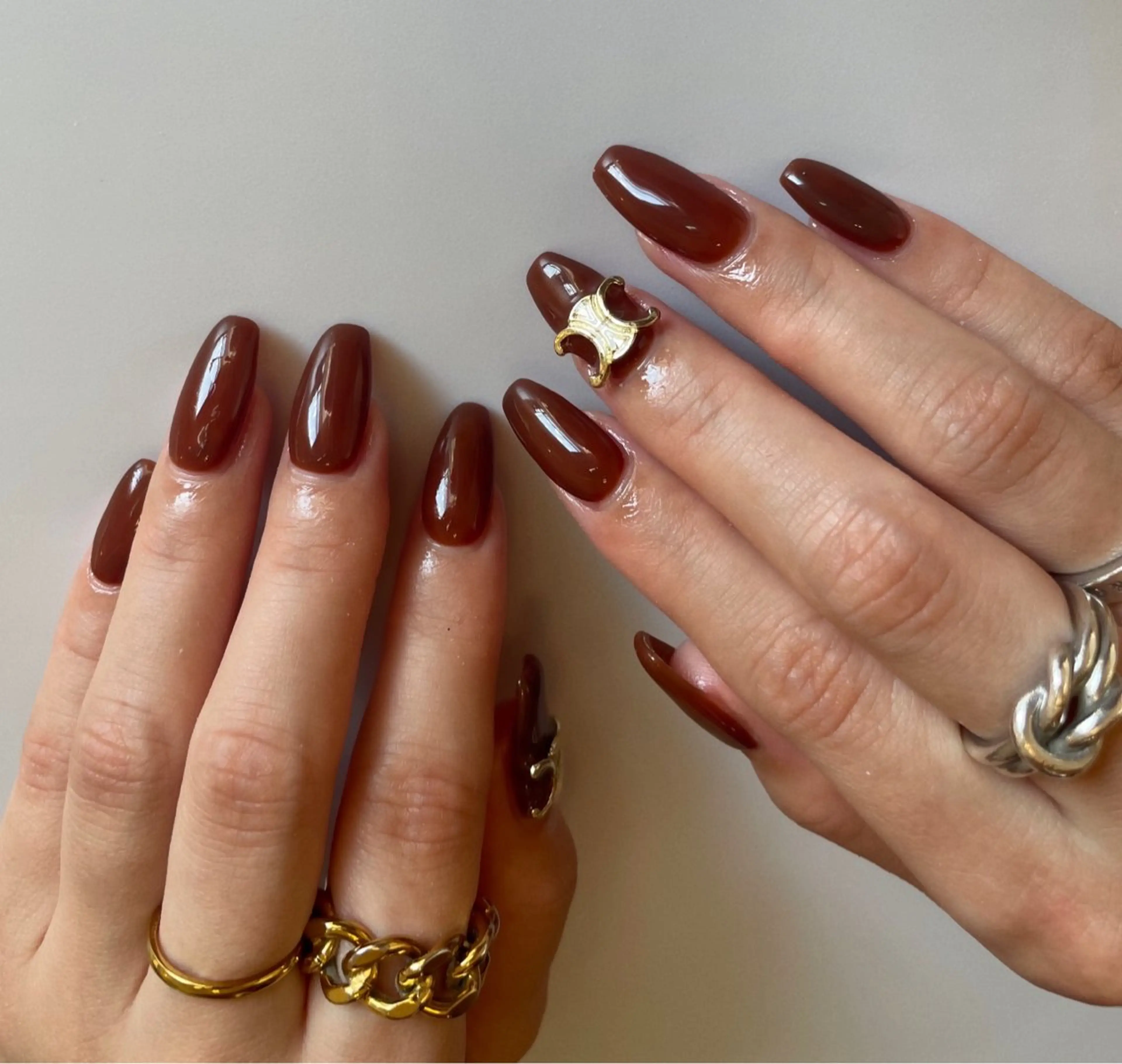 ネイル 持ち込み ハンドネイル Nailsalon Olu所属・ネイリスト Nanaのネイルデザイン