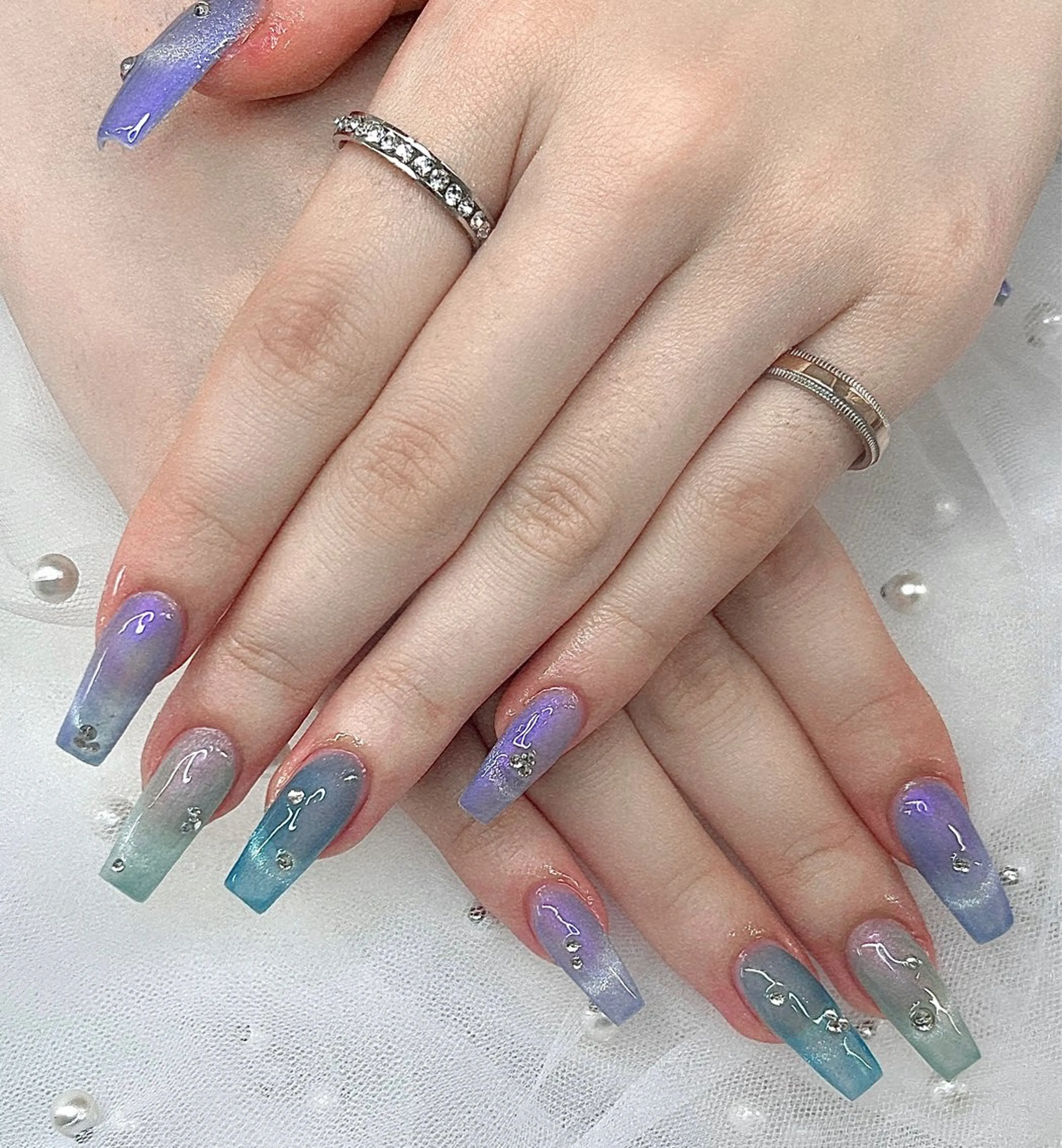 ネイル ハンドネイル アユリ リリのネイルデザイン