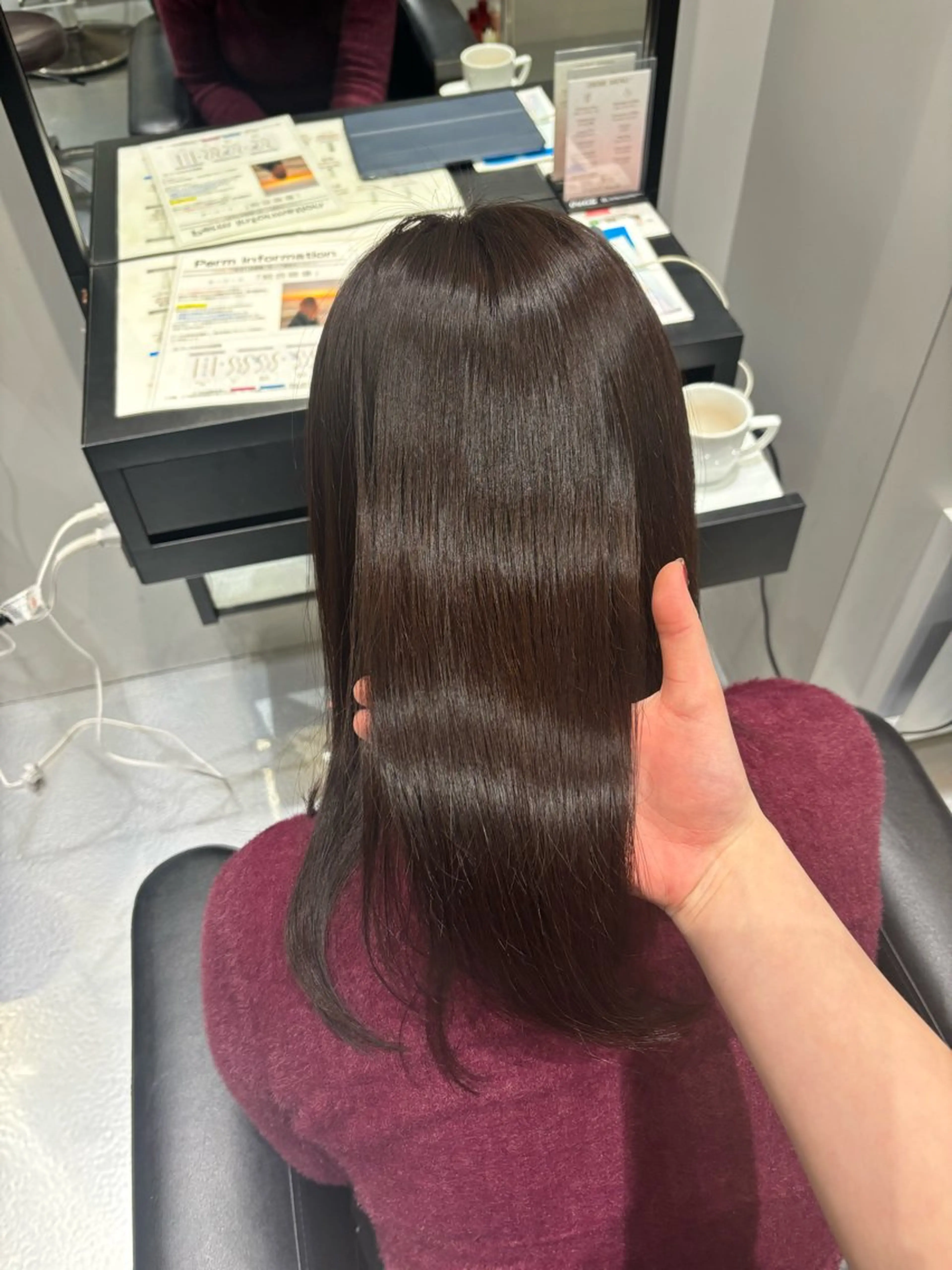 ミディアム カラー 森田 葵葉のヘアスタイル