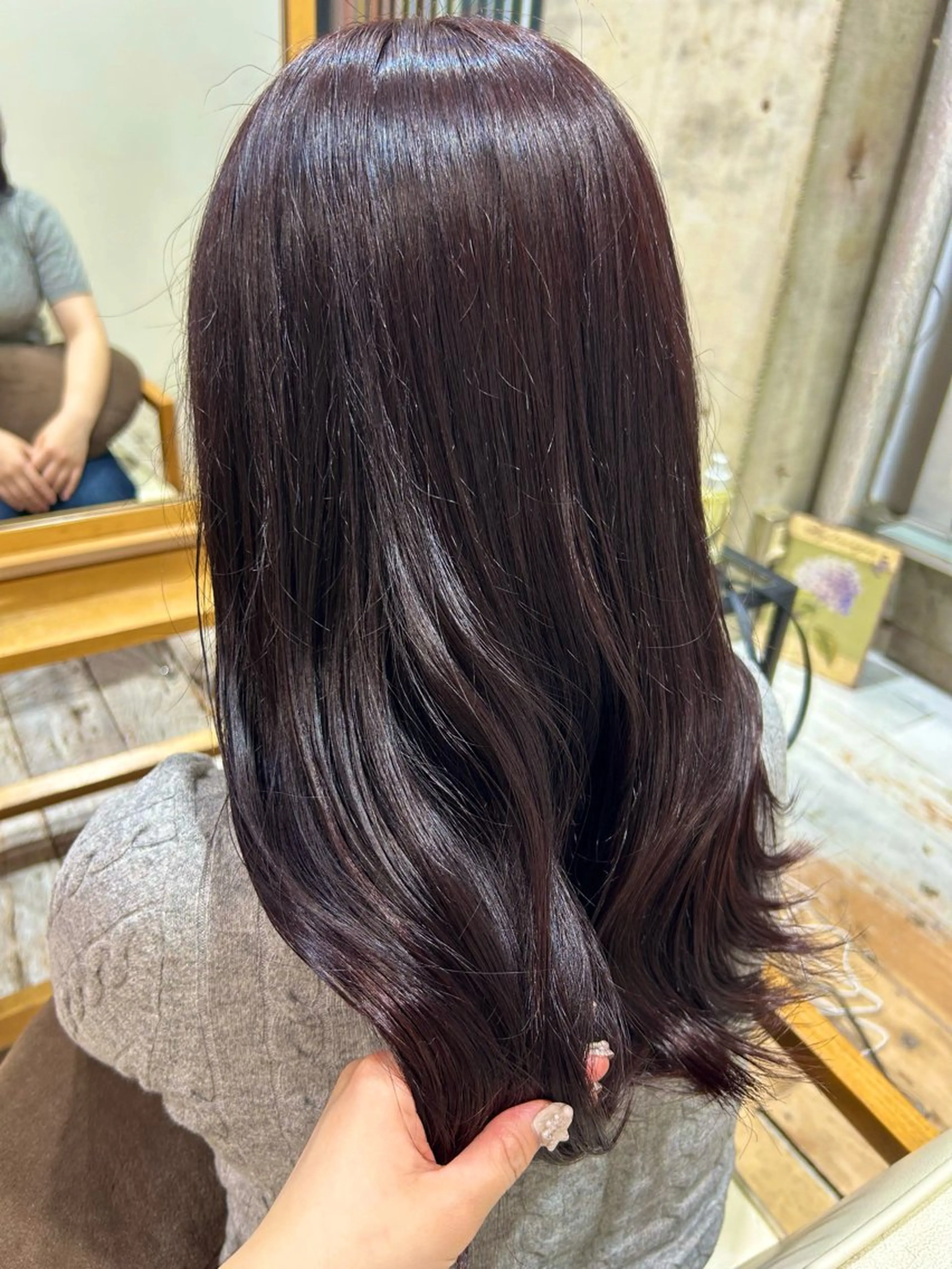 ロング カラー ブリーチ ブリーチなしカラー レッドカラー ヘアカラー coohair トミクラモエのヘアスタイル