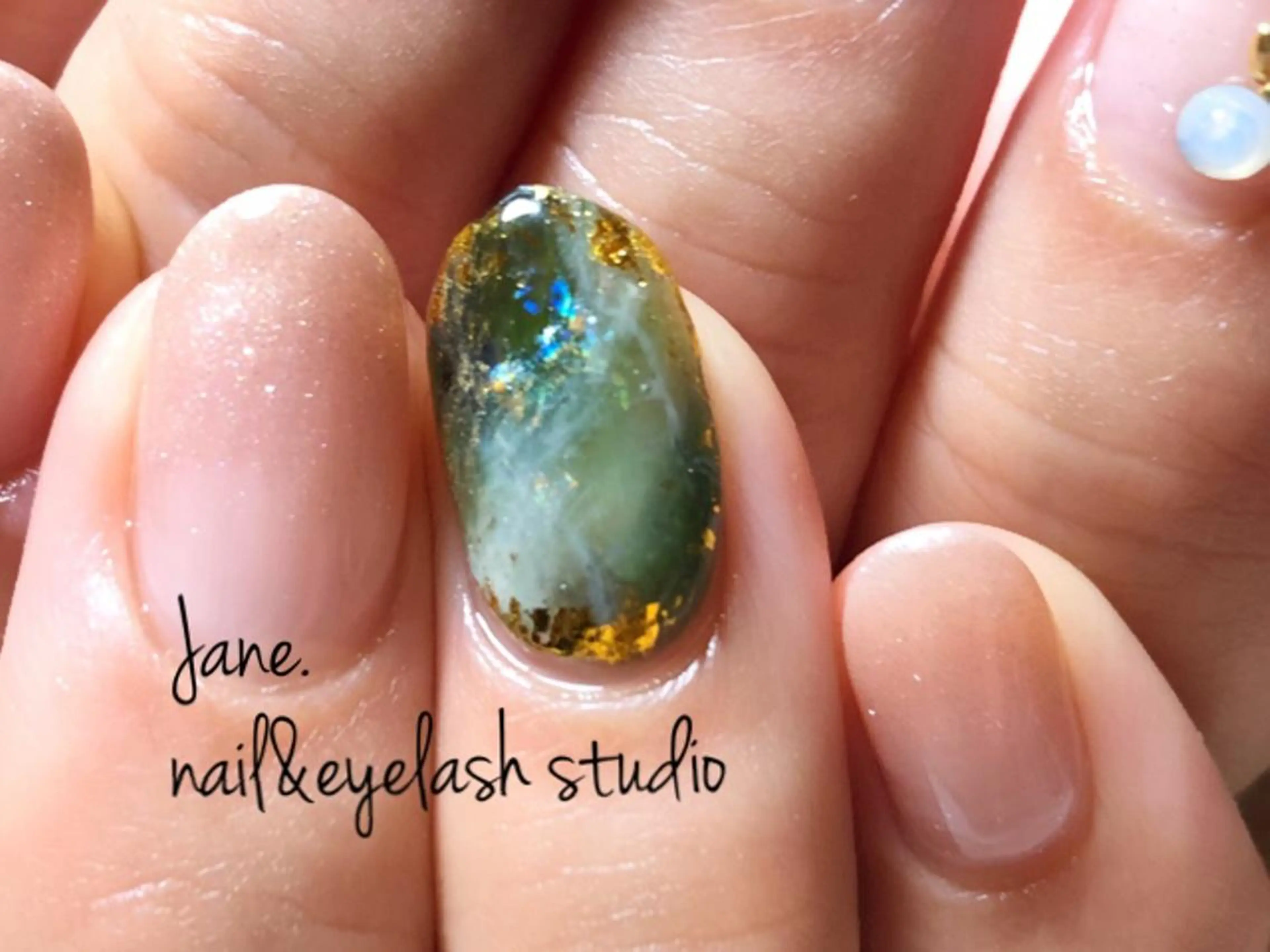 ネイル ハンドネイル Yakko pas á pasのネイルデザイン