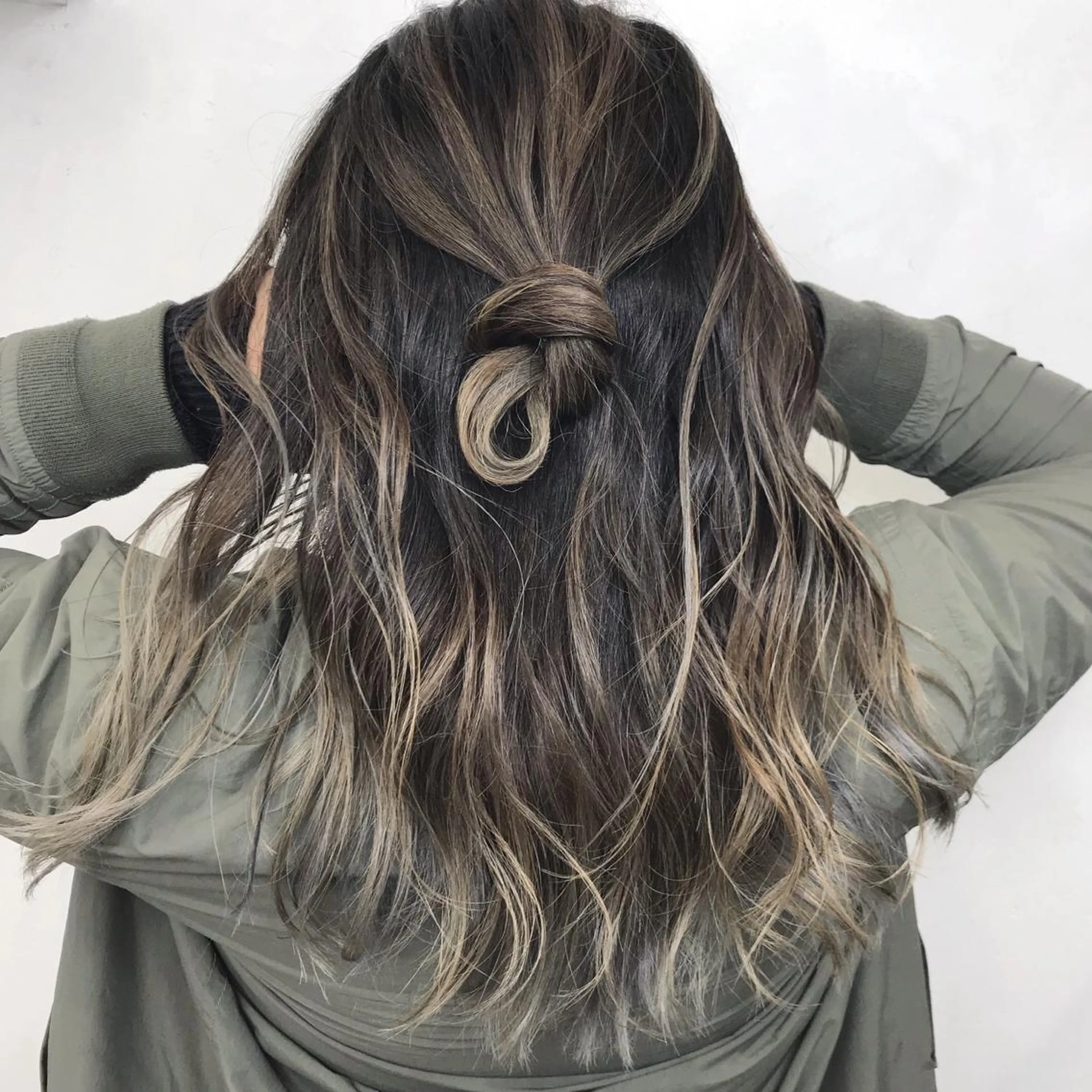 ロング カラー LUSTRE クロサワのヘアスタイル