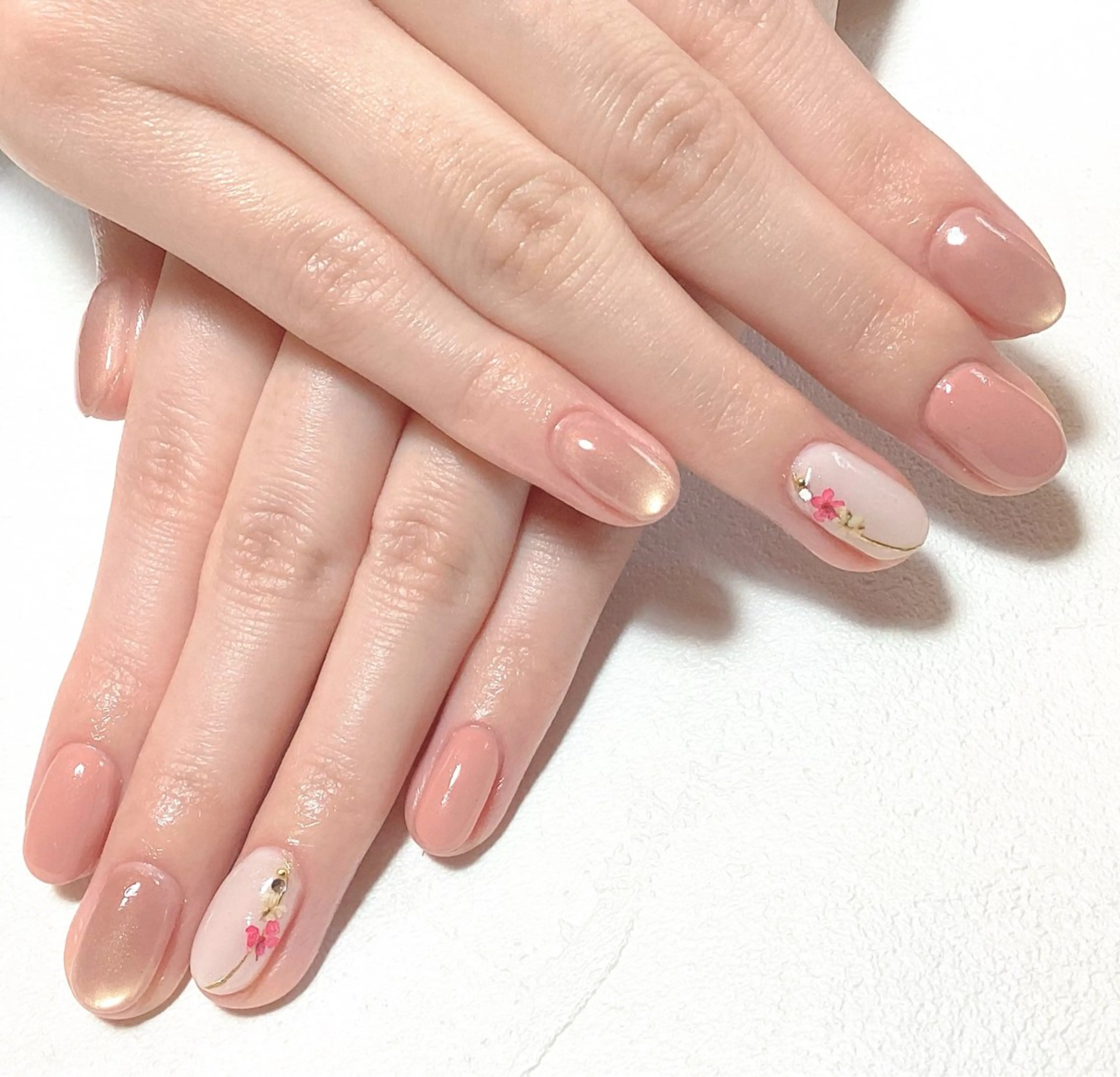 ネイル オフィスネイル シンプルネイル ハンドネイル Éva nail salon所属・Éva nail MARIのネイルデザイン