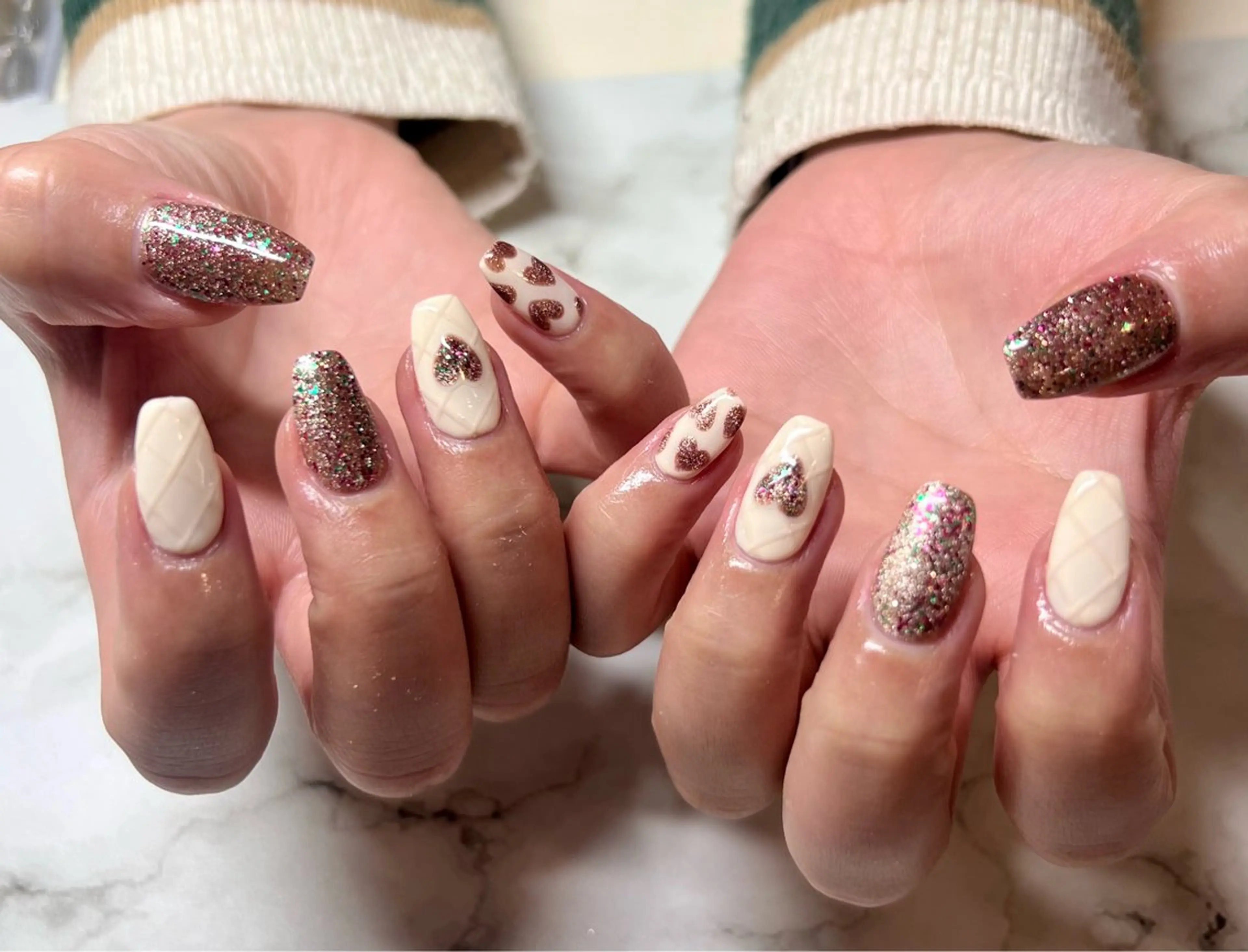 ネイル アートネイル バレンタイン ハンドネイル いちじゅう あおいのネイルデザイン