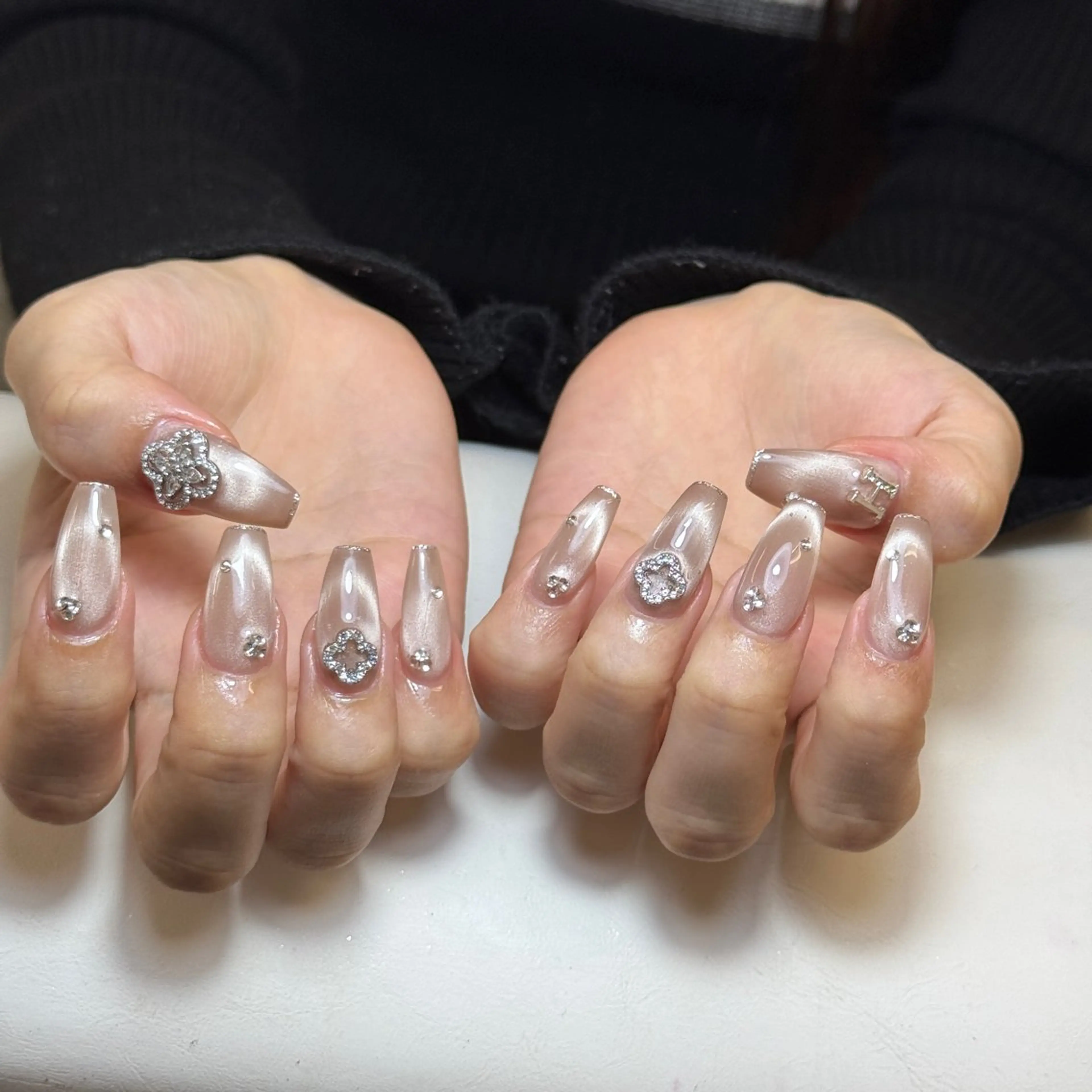 ネイル マグネットネイル Anh 歌舞伎町のネイルデザイン