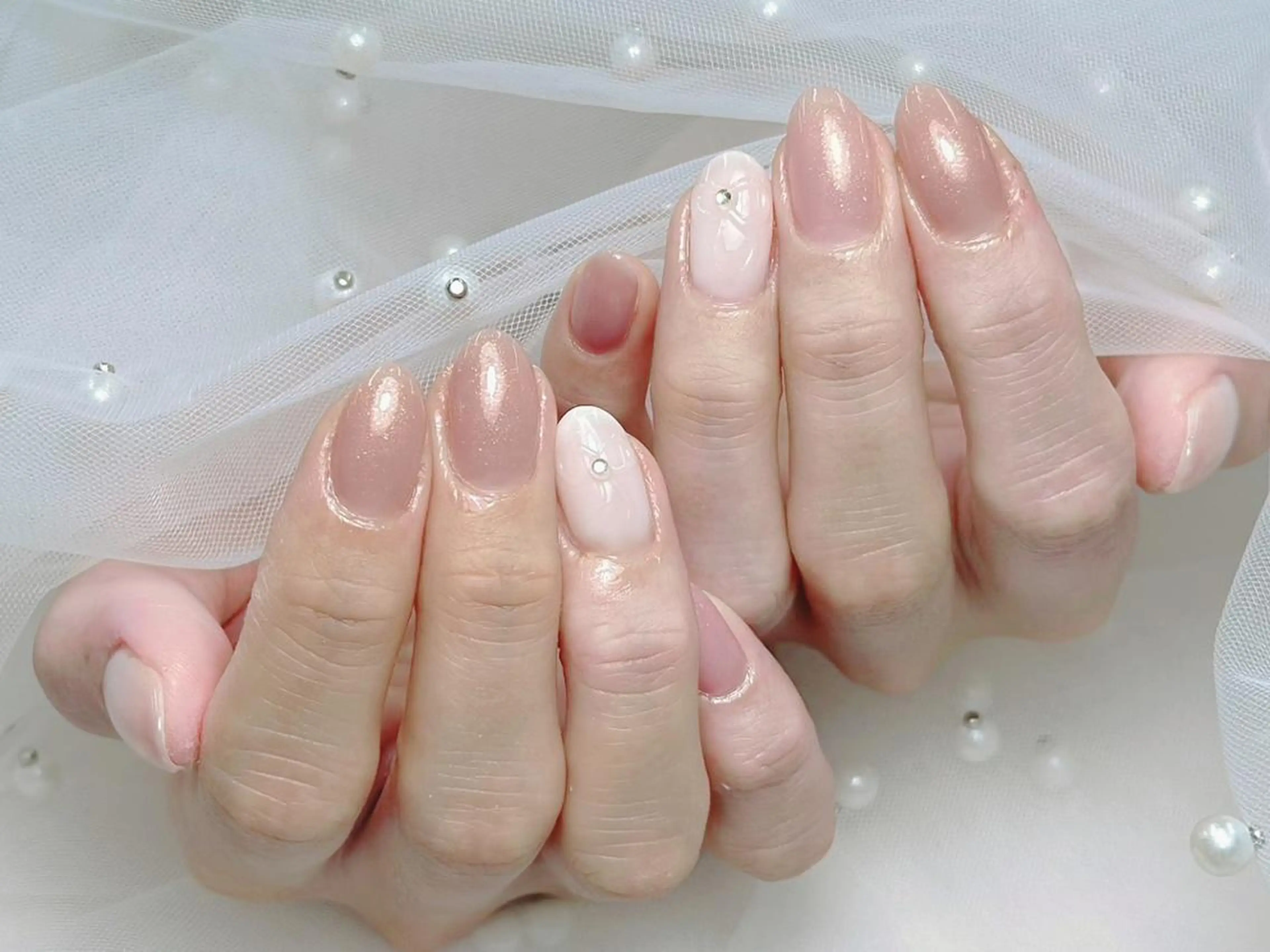 ネイル 新宿AOI フォルム重視のネイルデザイン