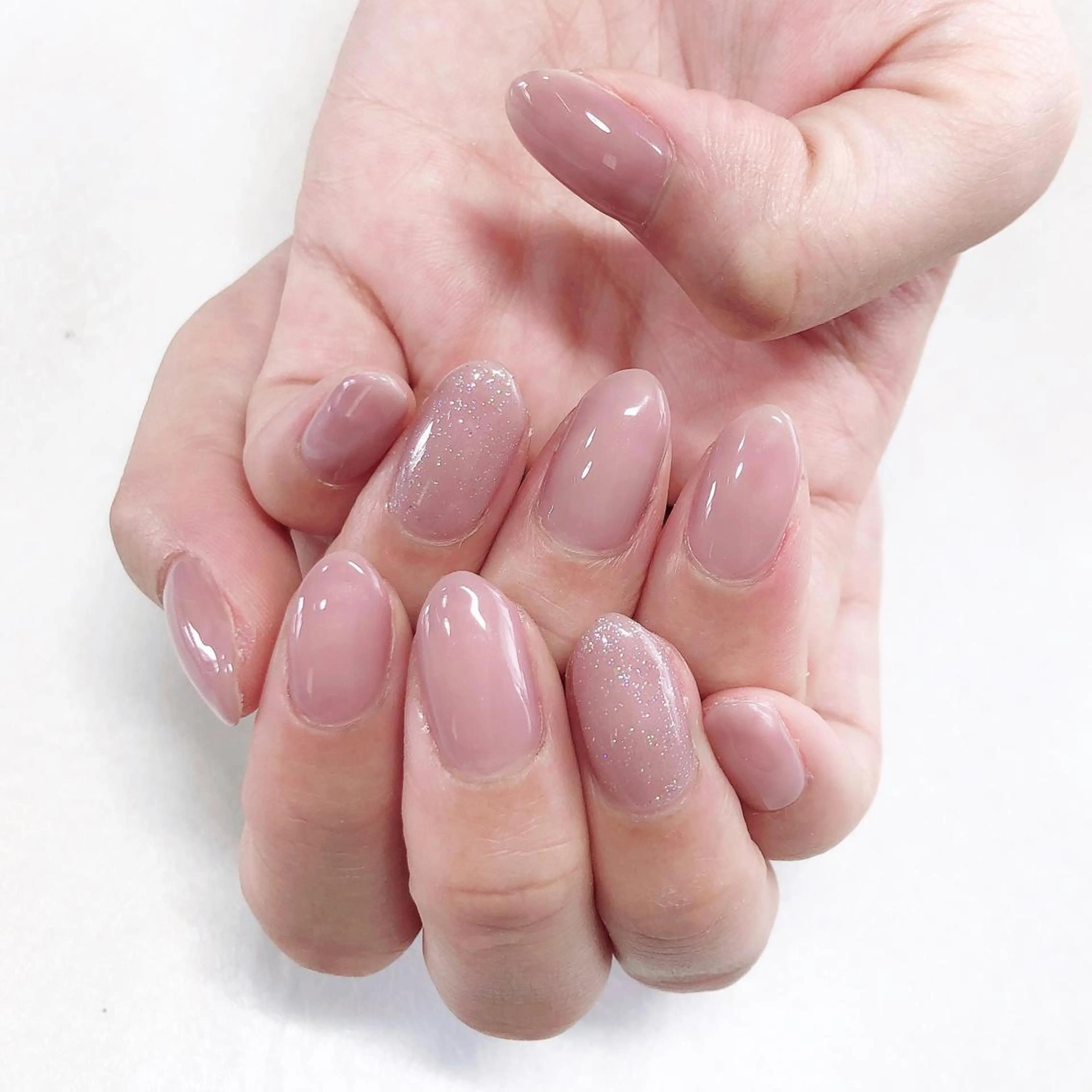 ネイル ワンカラーネイル 東 千夏のネイルデザイン