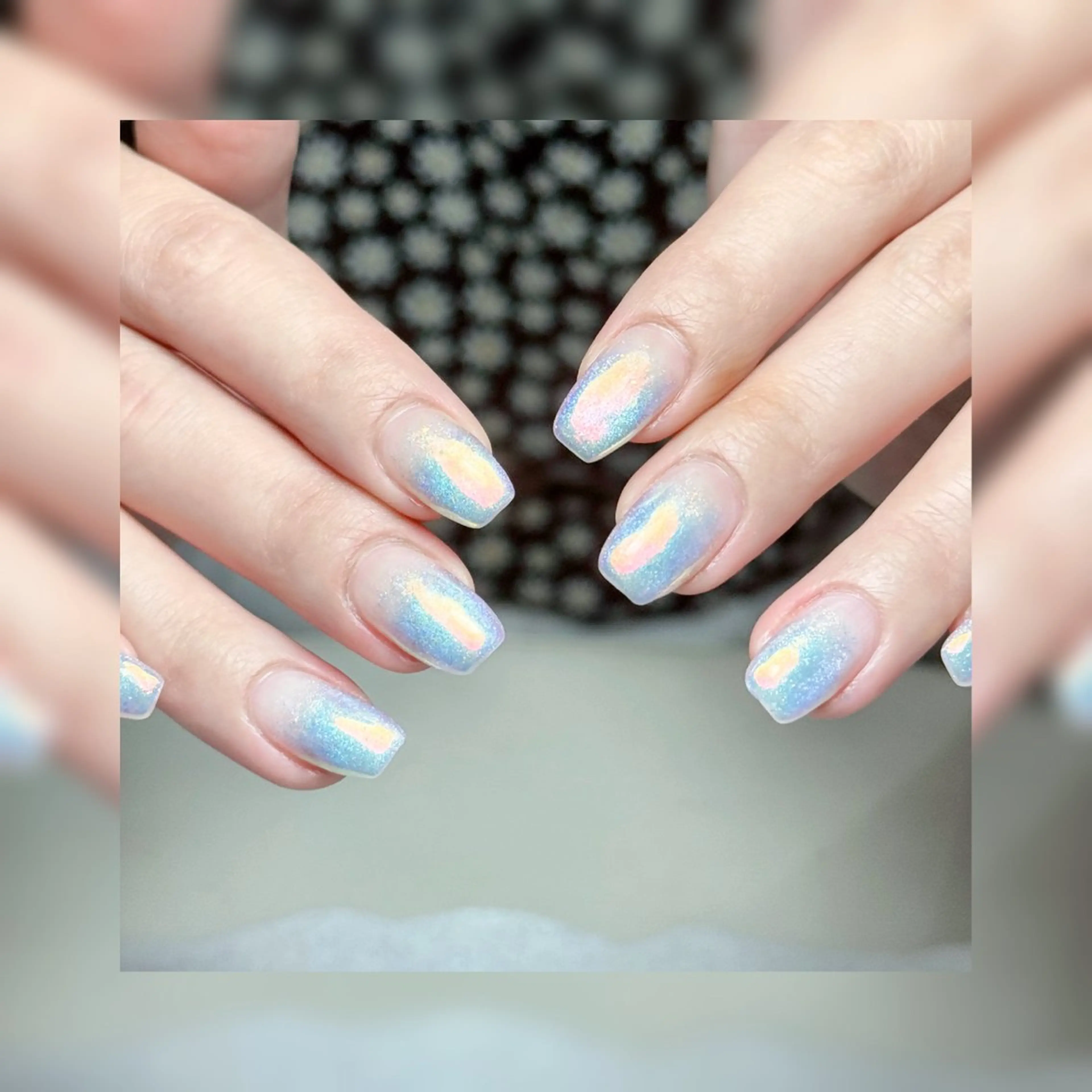 ネイル オーロラネイル マグネットネイル ハンドネイル AngelChris ビューティーサロンのネイルデザイン