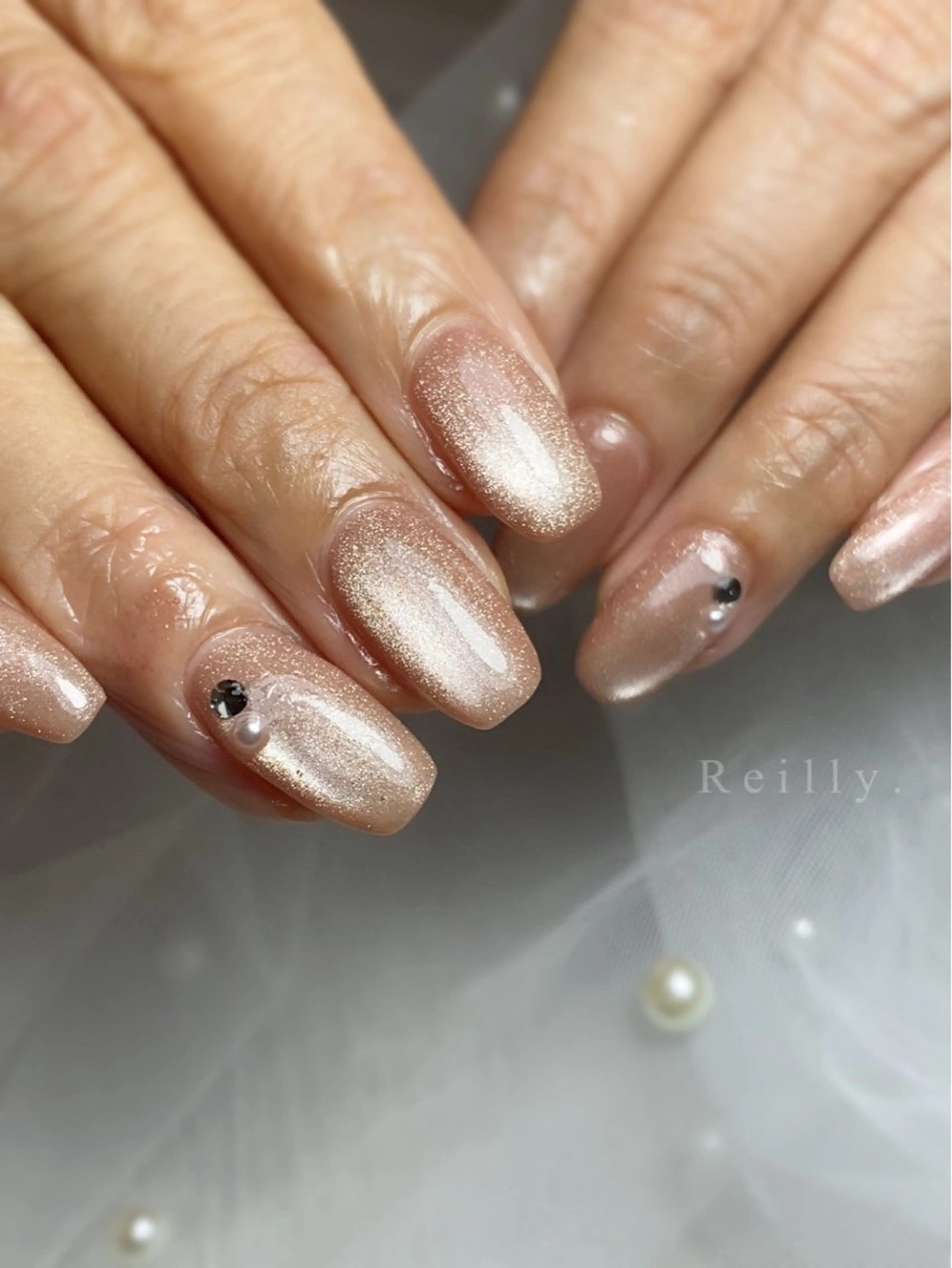 ネイル フラッシュネイル フレンチネイル ジェルネイル グラデーション ラメ(グリッター) ハンドネイル ハンドケア REILLY.　private nail salon所属・Marina 《REILLY.》のネイルデザイン