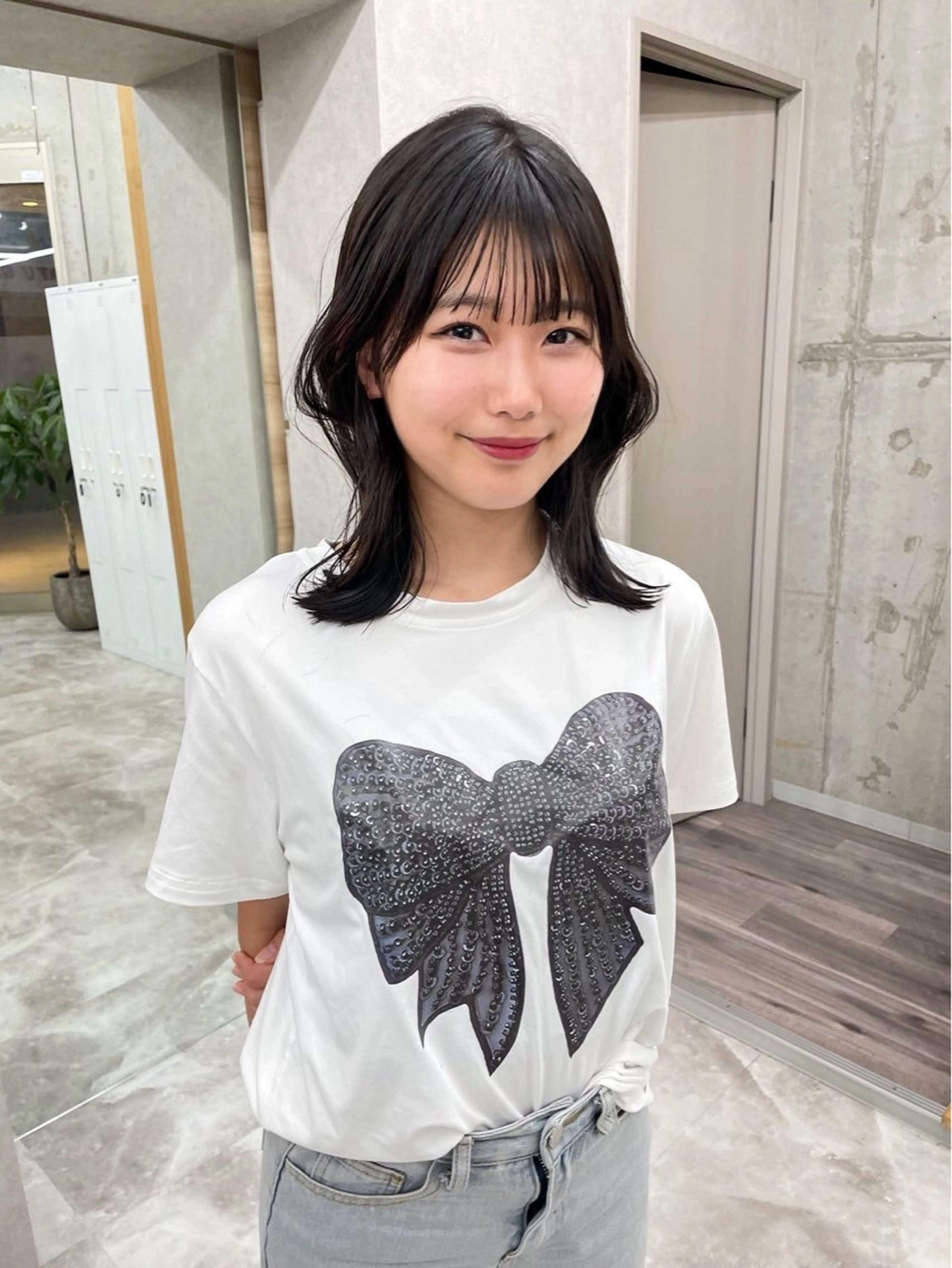 ミディアム くびれヘア 小顔カット 外ハネヘア カットモデル募集中✨ suzunaのヘアスタイル