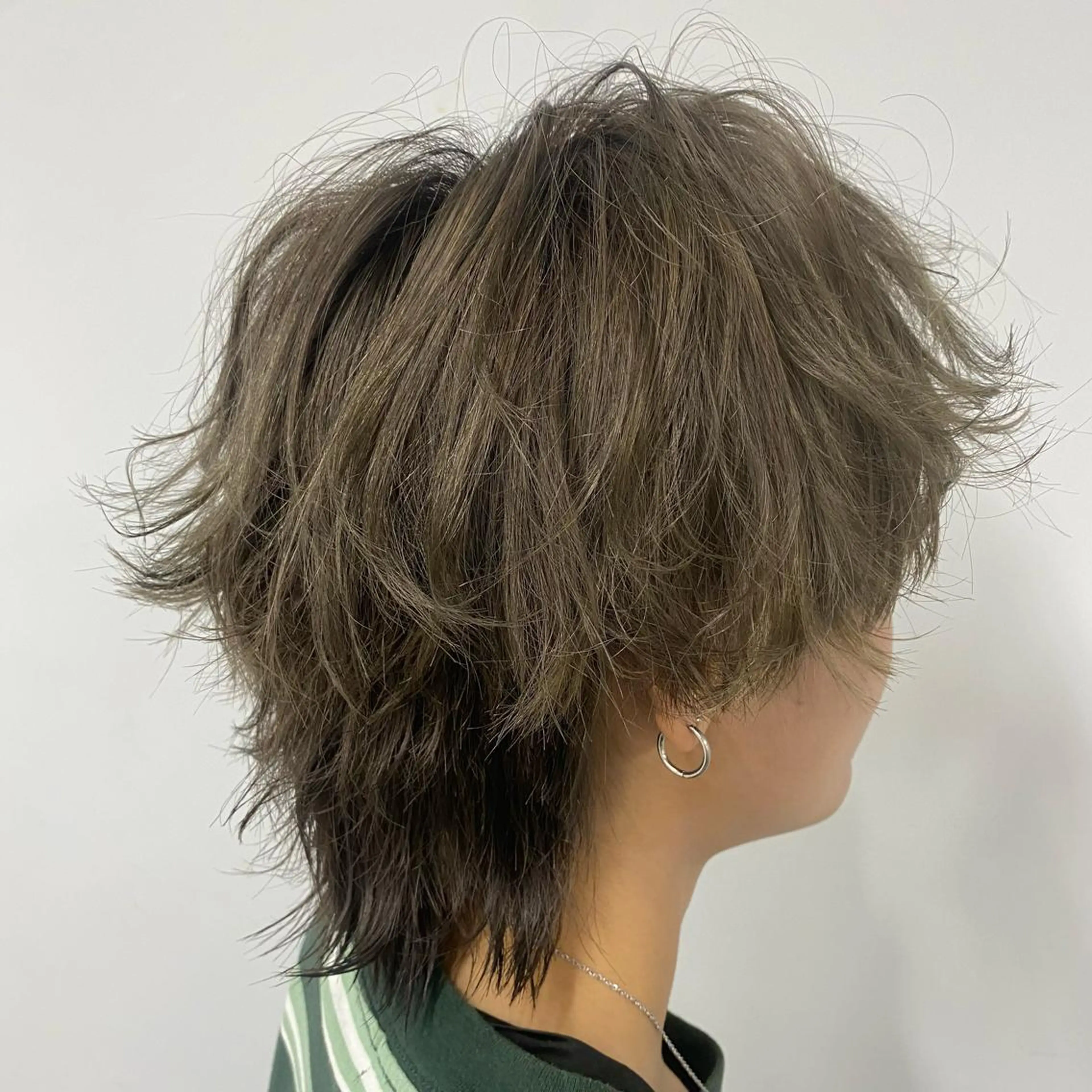 ショート カラー ヘアアレンジ ベージュカラー ミルキーベージュ ヘアカラー TJ天気予報5mm 森　瑞希のヘアスタイル