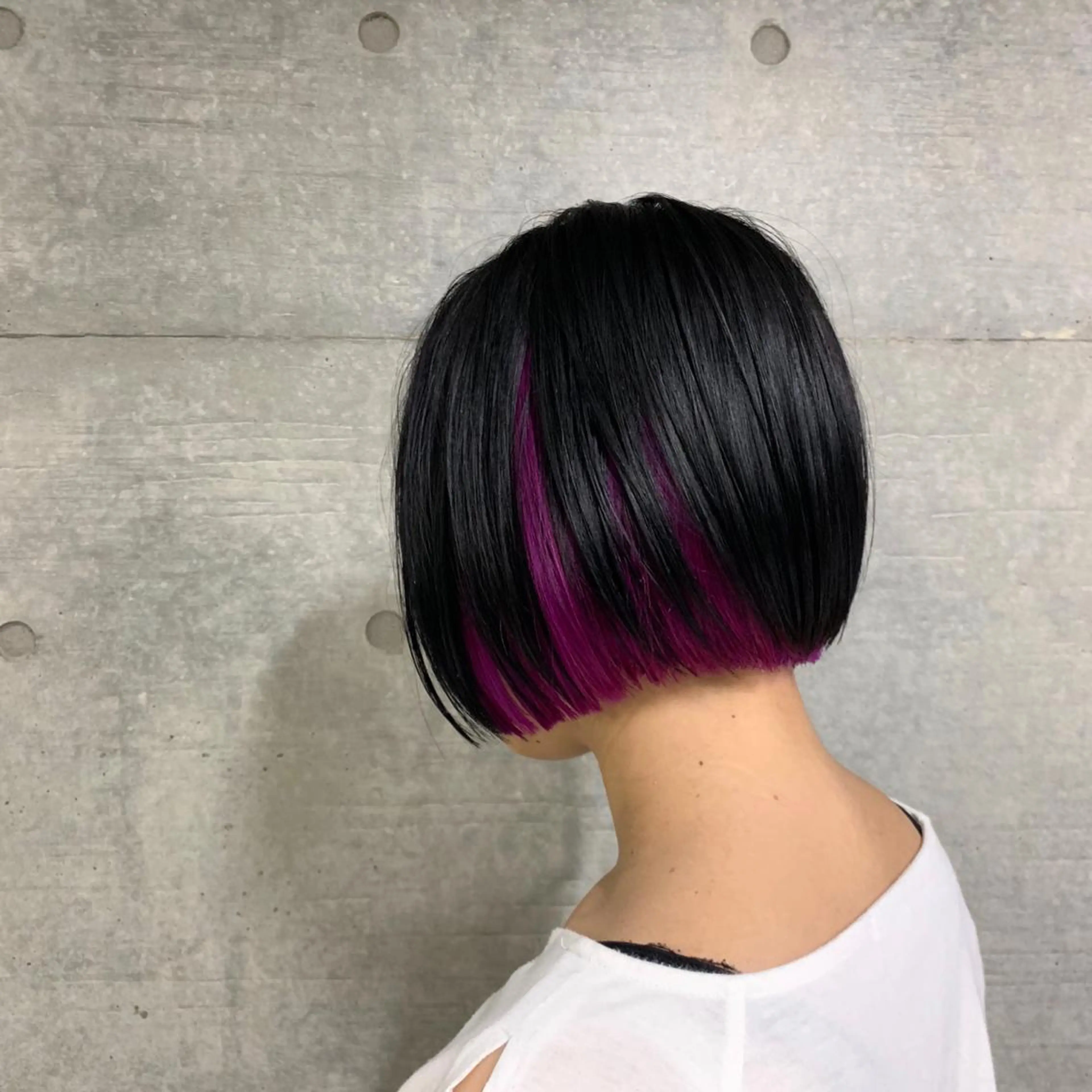 ミディアム カラー ブリーチ ケアブリーチ ダブルカラー インナーカラー パープルカラー ヘアカラー トリートメント THE./ブリーチ 透感カラー/髪質改善のヘアスタイル