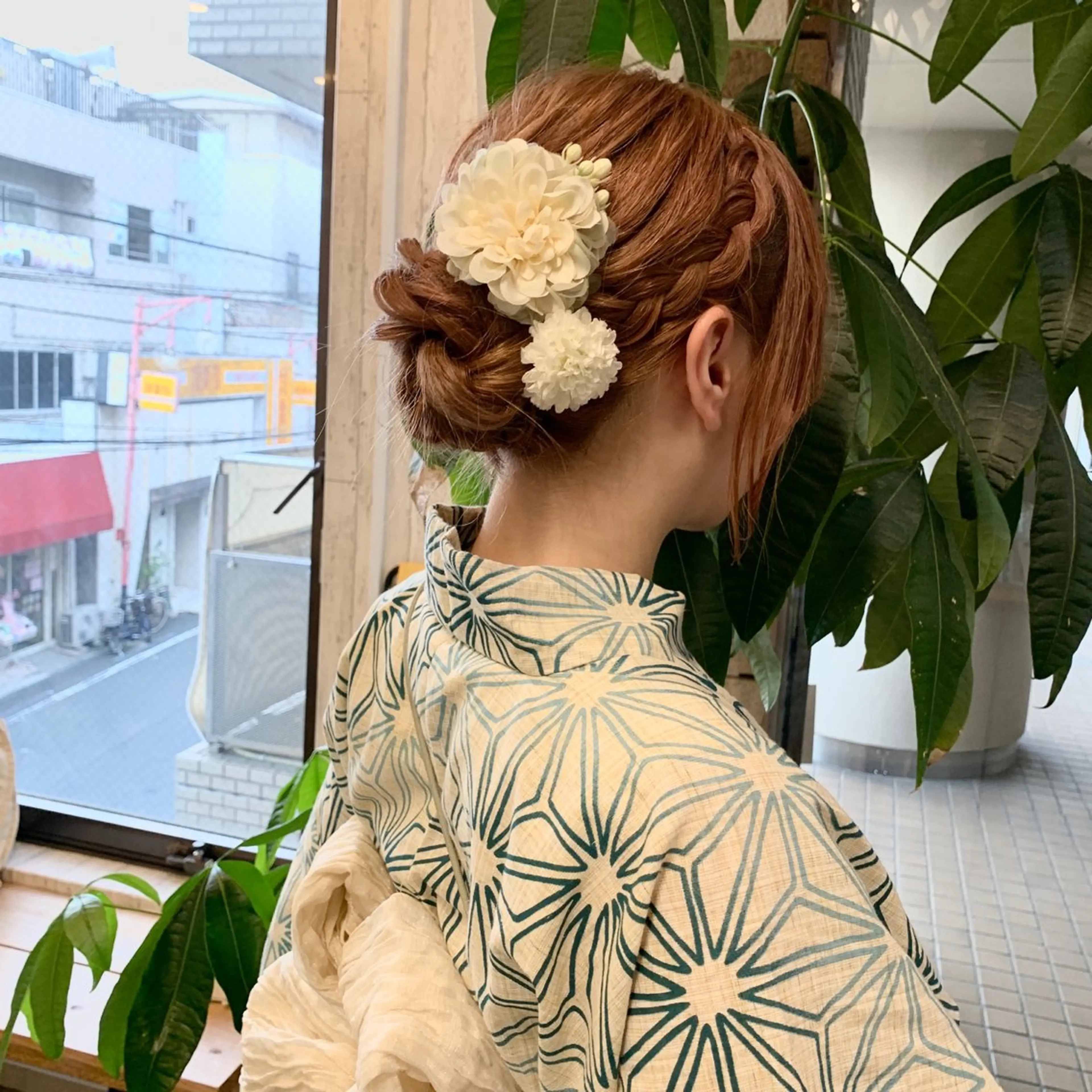 セミロング ヘアアレンジ 浴衣 ヘアセット regalo Acari🍎のヘアスタイル