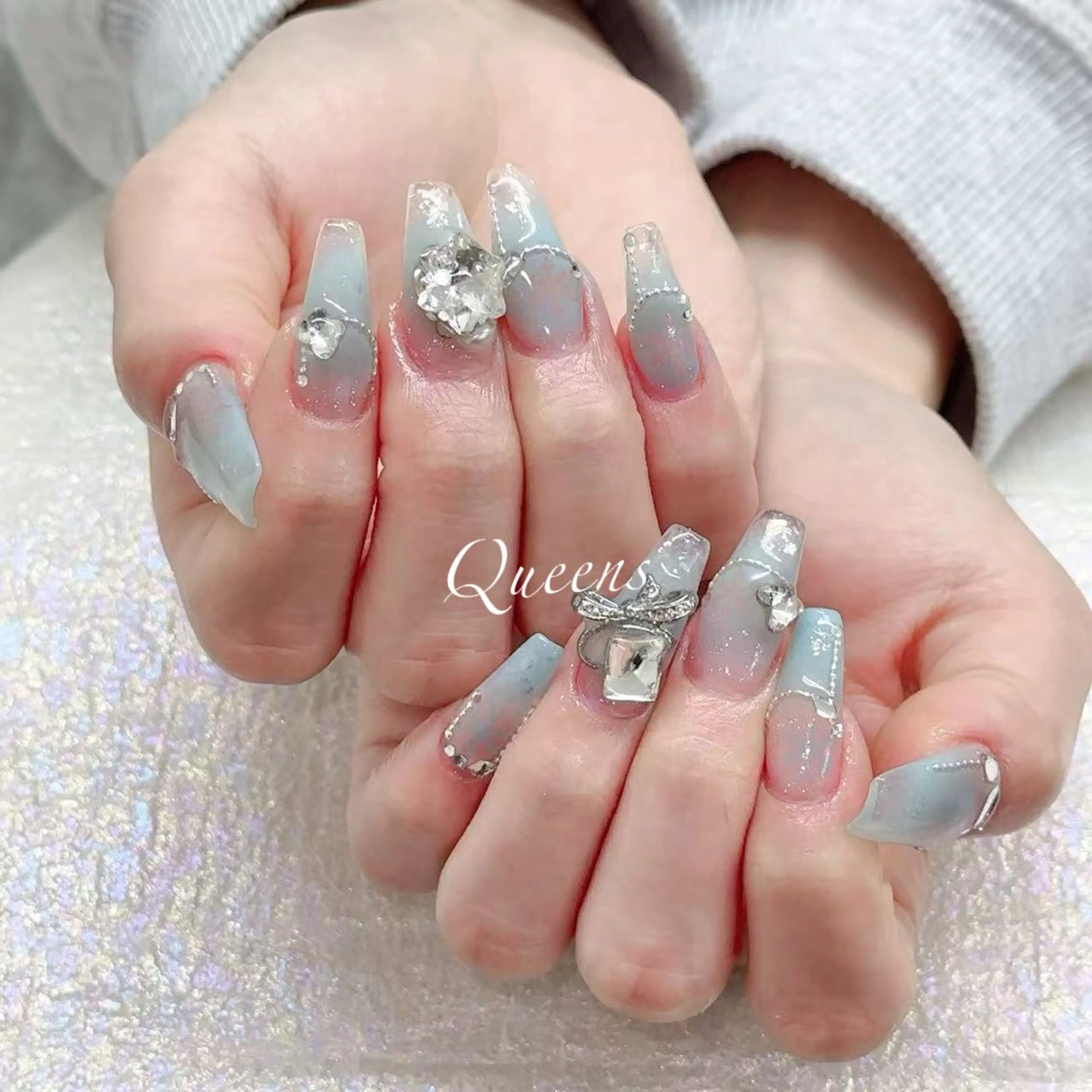ネイル ハンドネイル Queens ひなのネイルデザイン