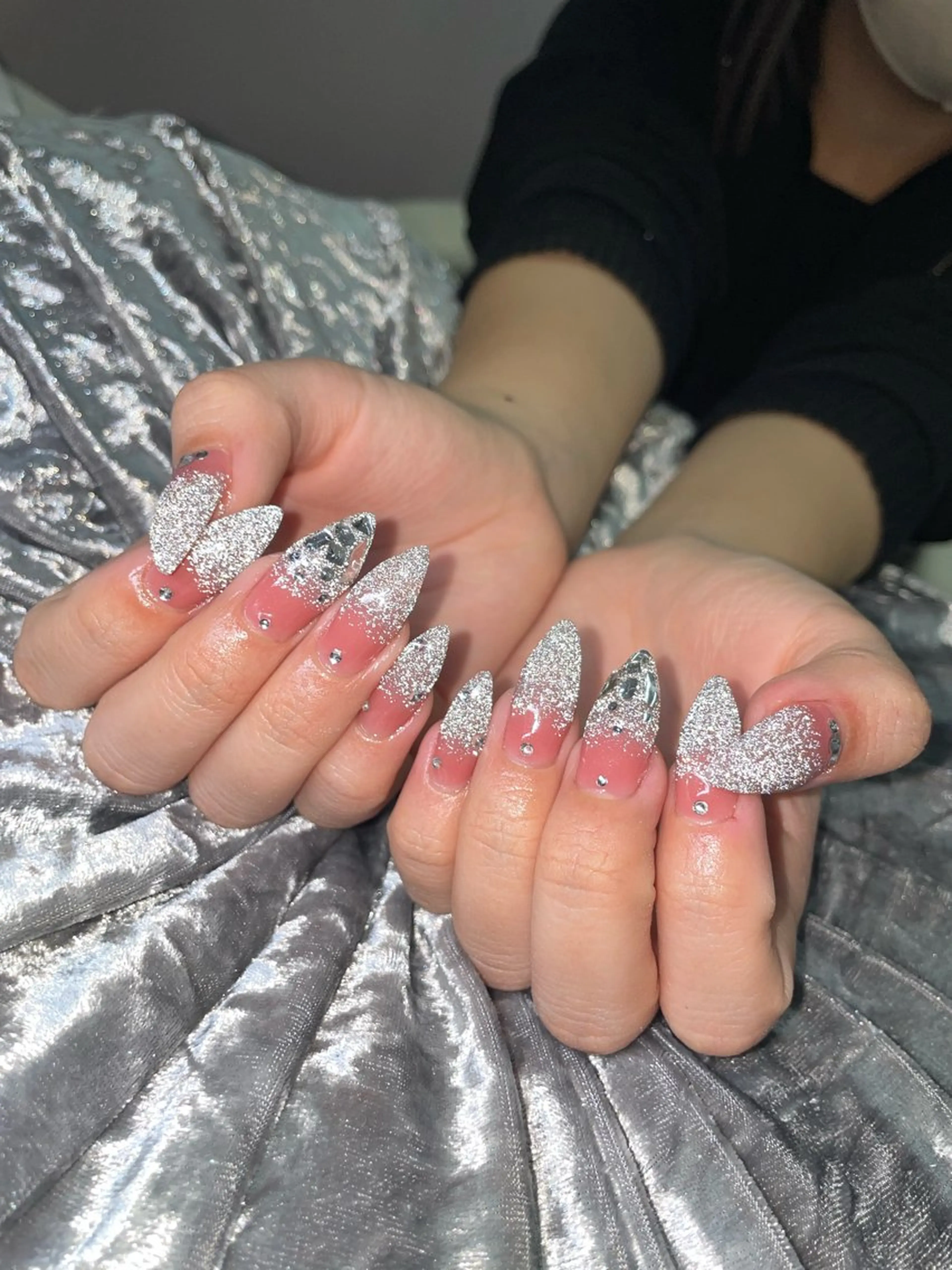 ネイル 長さ出し ハンドネイル Mumu眉毛,ネイル モデル募集中🪄のネイルデザイン