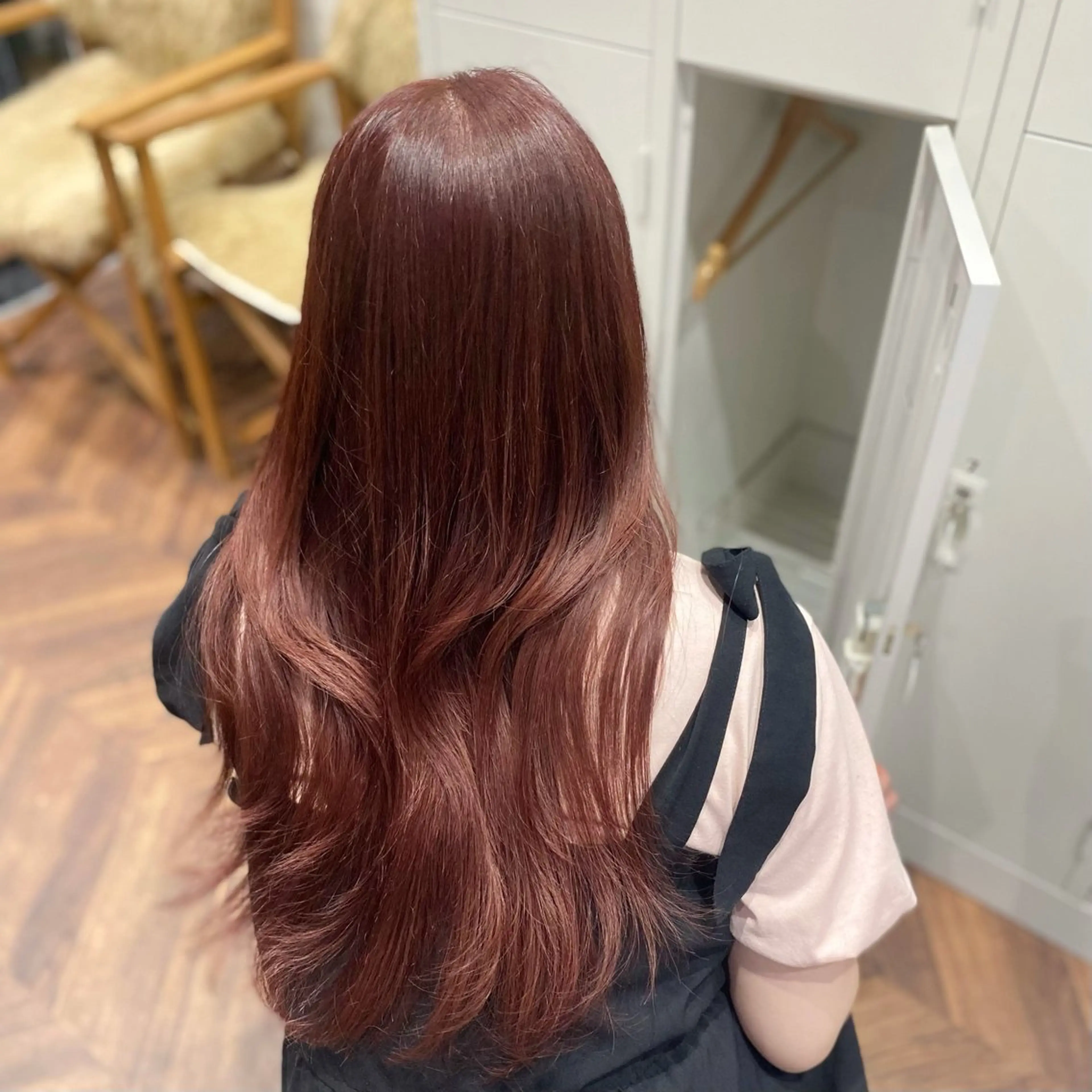 ロング カラー 透明感カラー ピンクカラー shiori/透明感 /顔周り/髪質改善のヘアスタイル