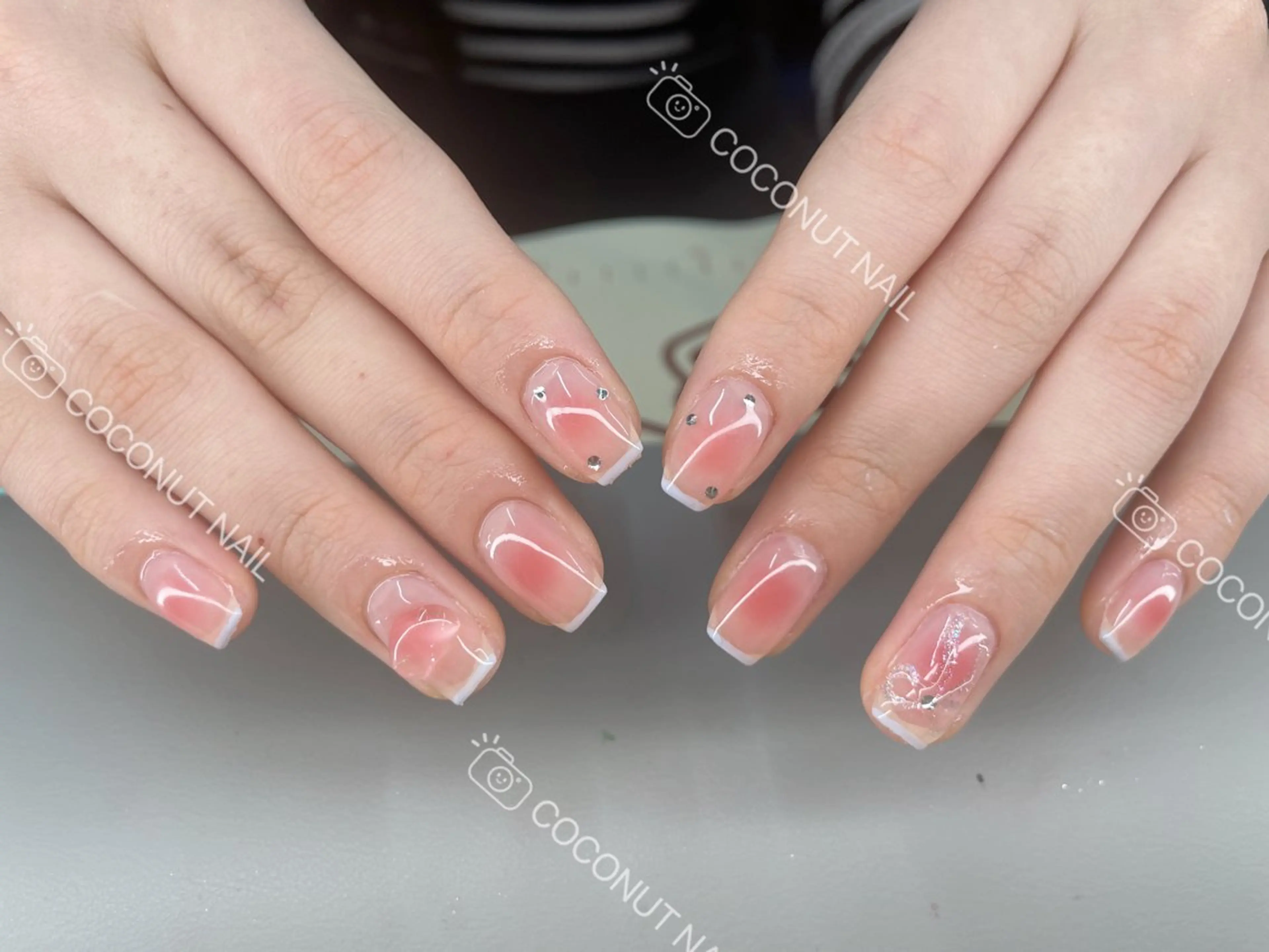 ネイル ハンドネイル 神田 ココナッツのネイルデザイン