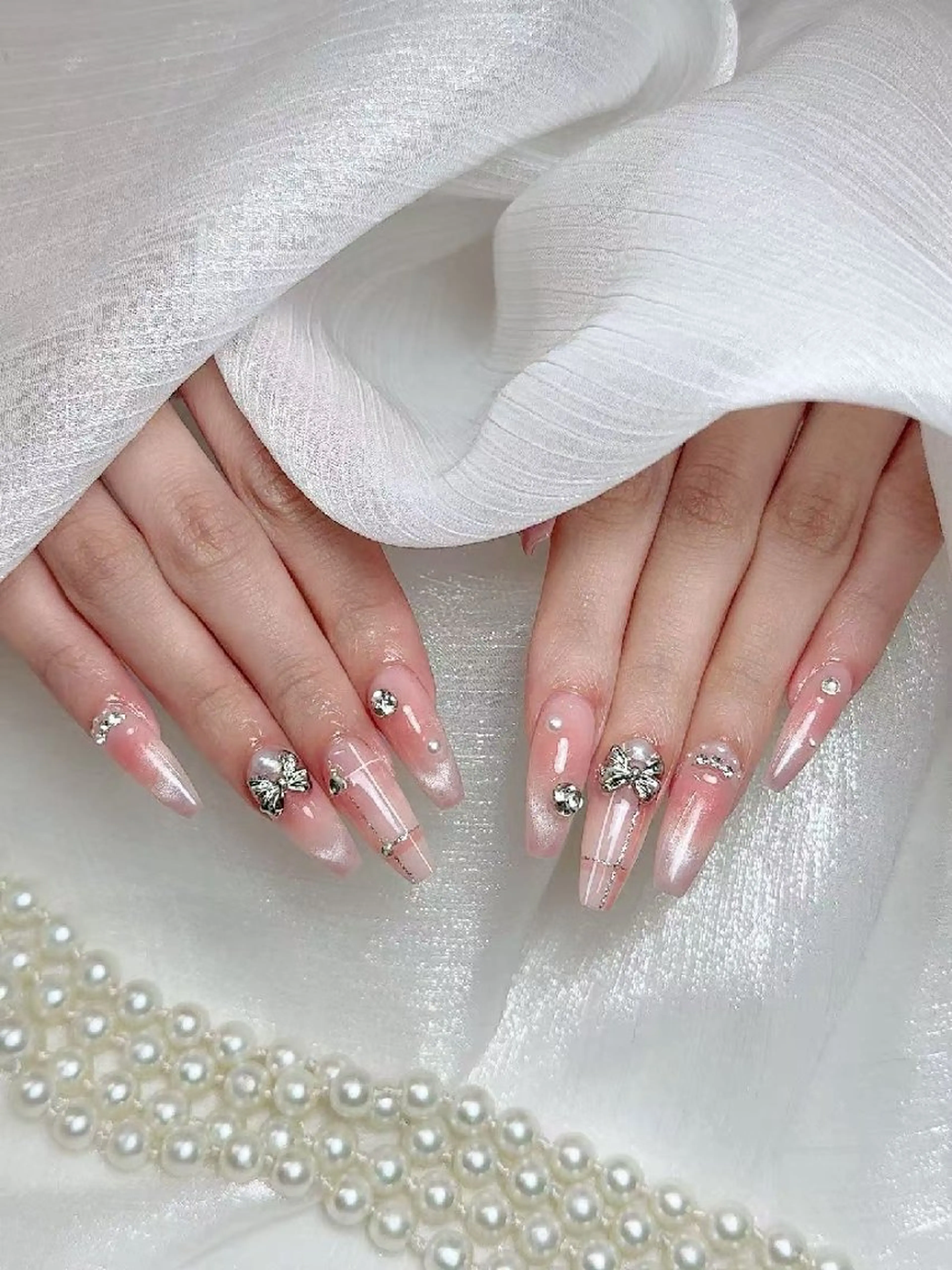 ネイル ENsalon AKIRAのネイルデザイン