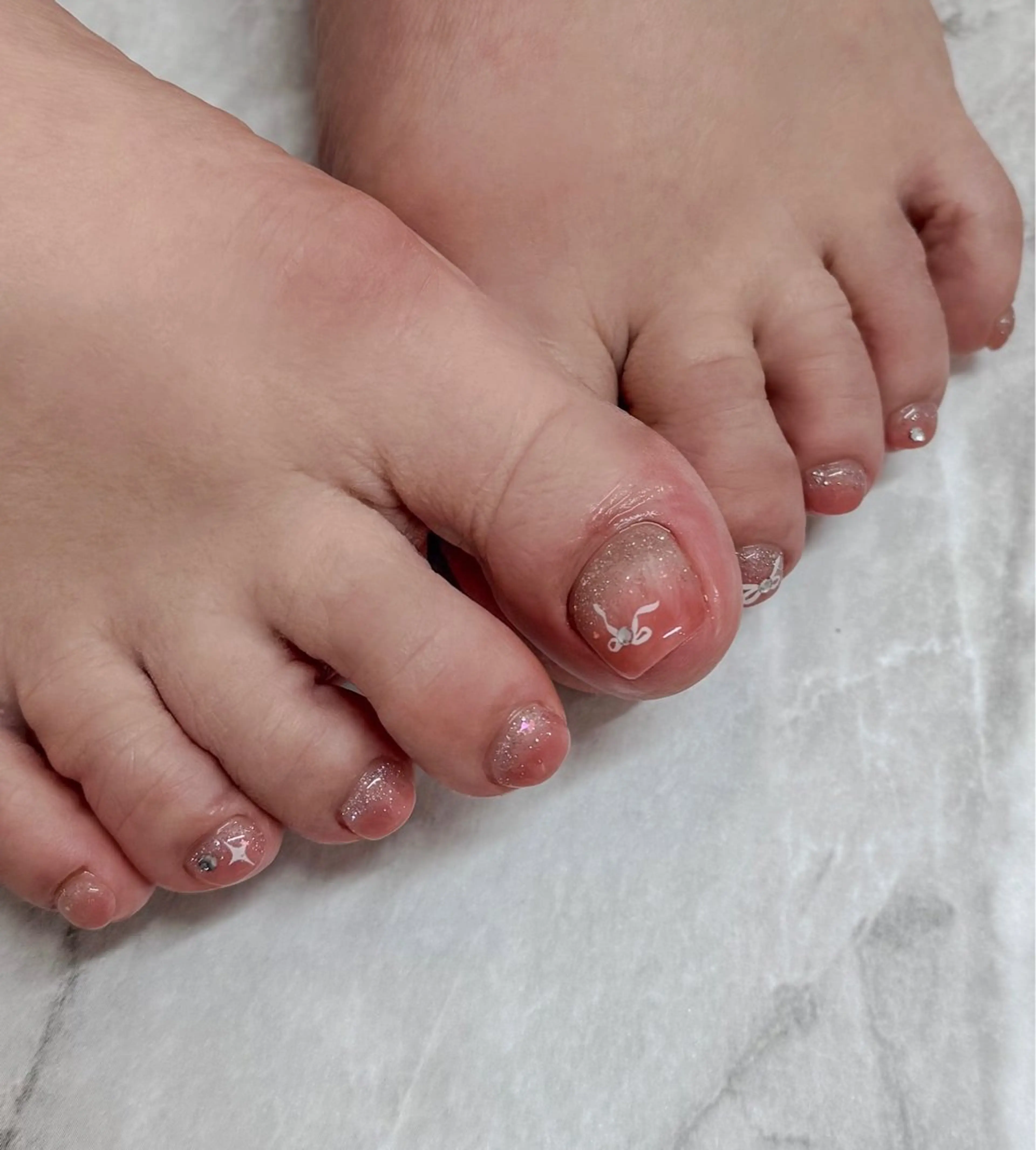 ネイル アートネイル ストーンネイル num-fi Aiのネイルデザイン