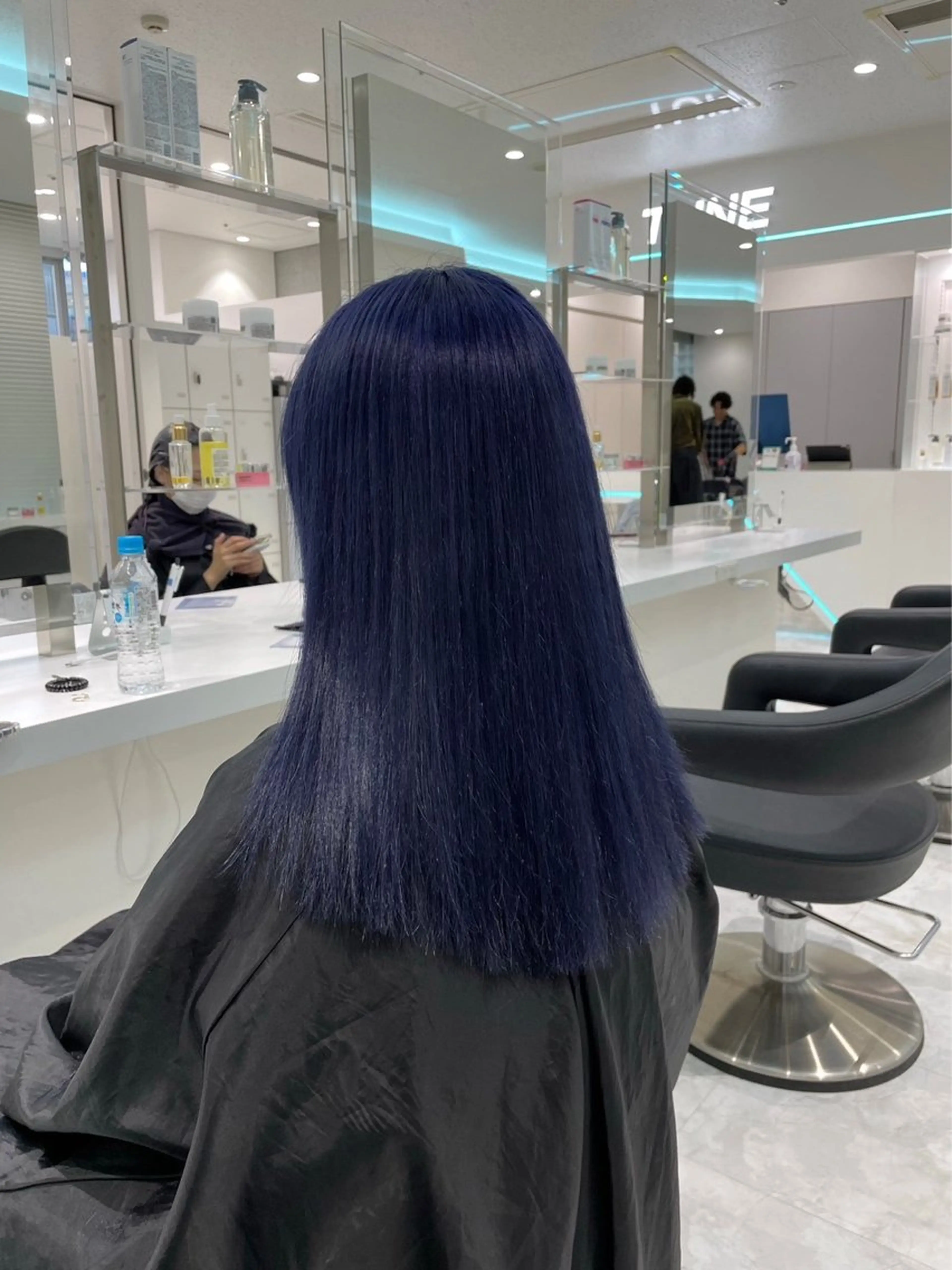 ロング カラー ネイビーカラー 🩶ブリーチなし💜 ニュアンス🍐のヘアスタイル