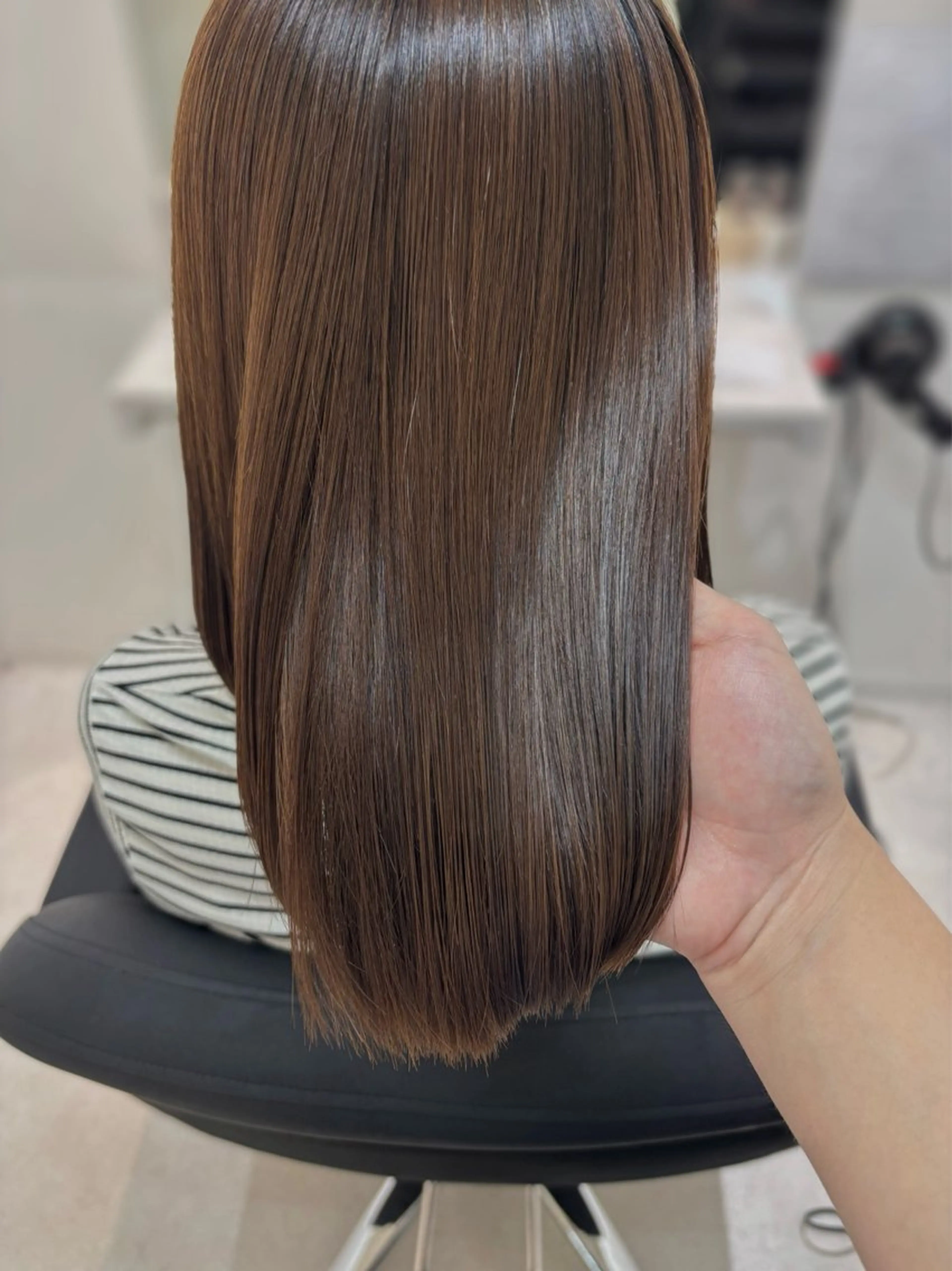 ミディアム ボブ/顔周りレイヤー asuka🫧のヘアスタイル