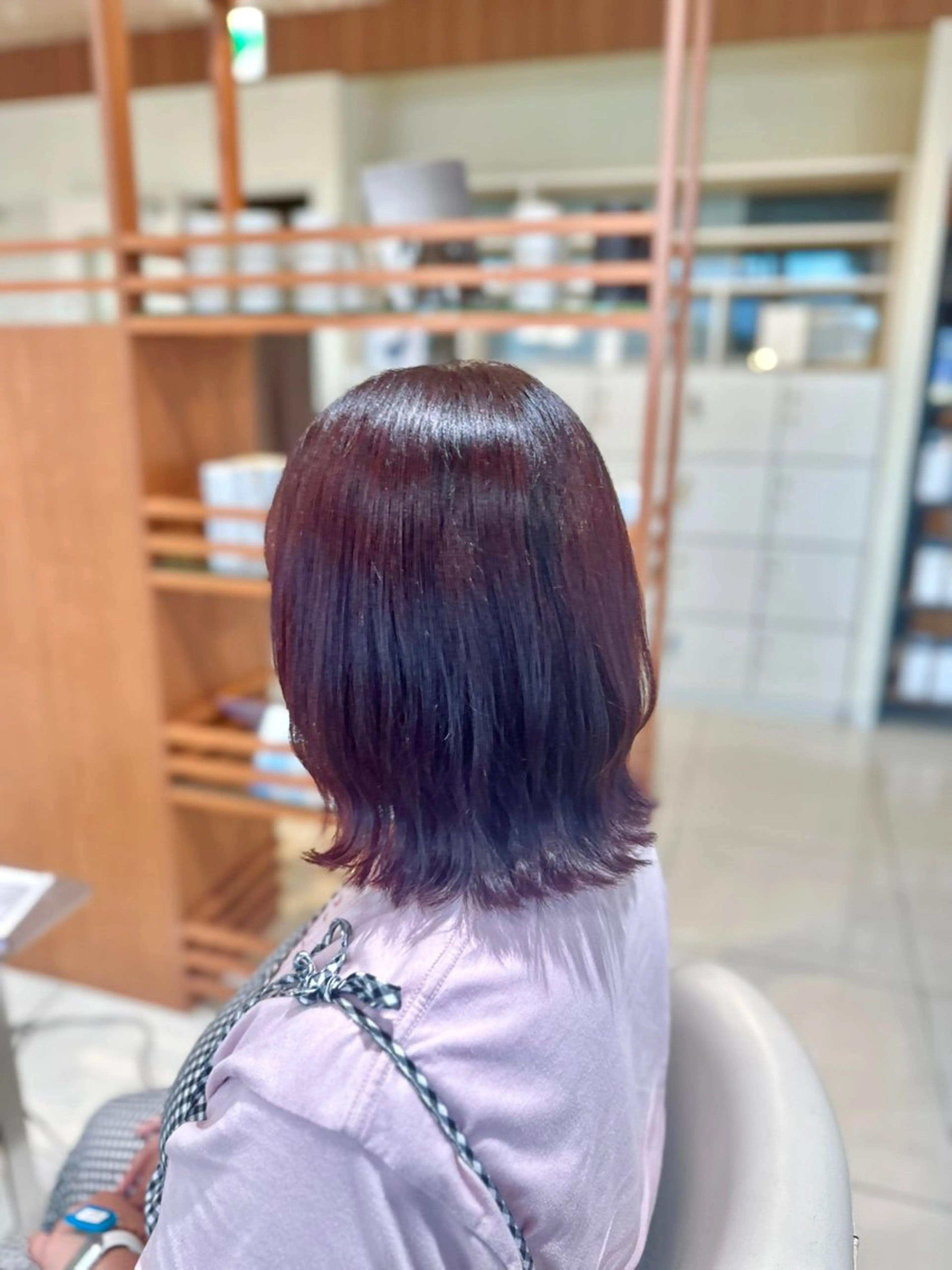 ミディアム カラー ブラウンカラー ピンクカラー ピンクブラウン ﾊｲﾄｰﾝ / 浜松 / ﾌｪﾙﾅﾝﾀﾞのヘアスタイル