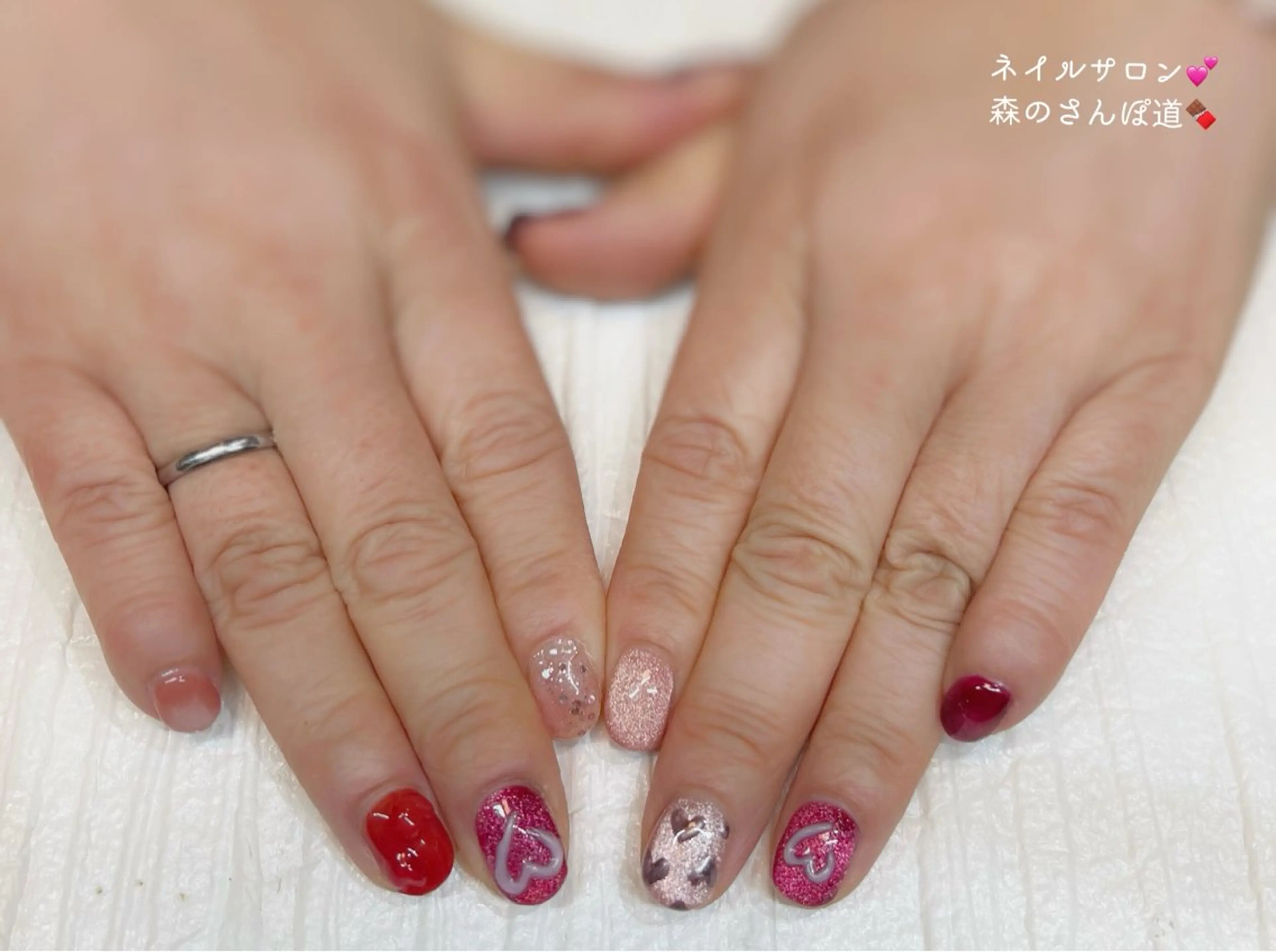 ネイル ハンドネイル ショートネイル 森のさんぽ道のネイルデザイン