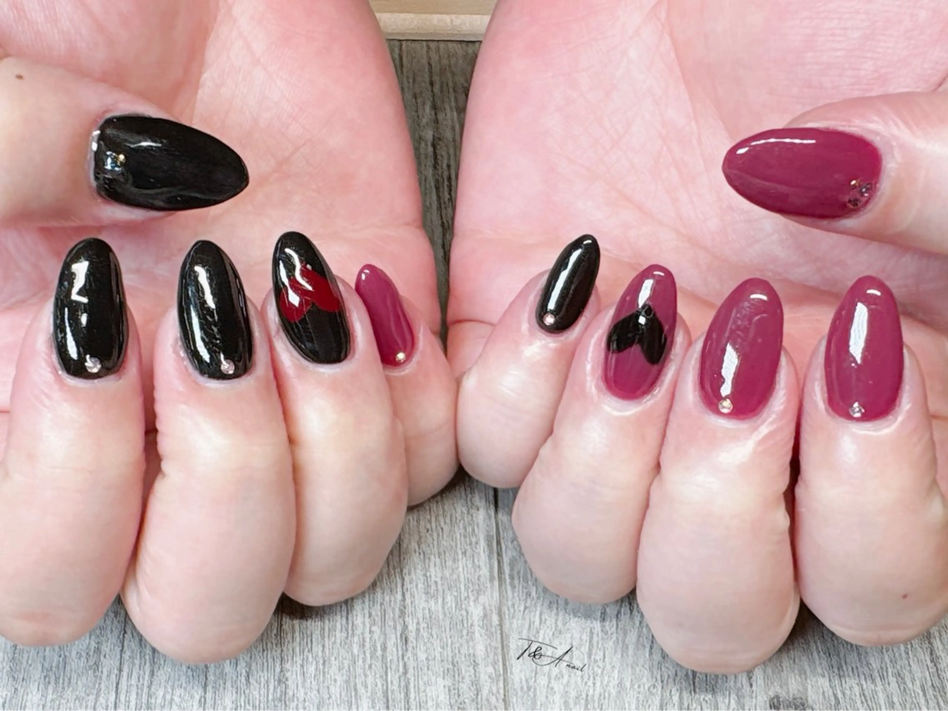 ネイル ボルドー 長さ出し ジェルネイル ハート スカルプネイル T&A nailのネイルデザイン