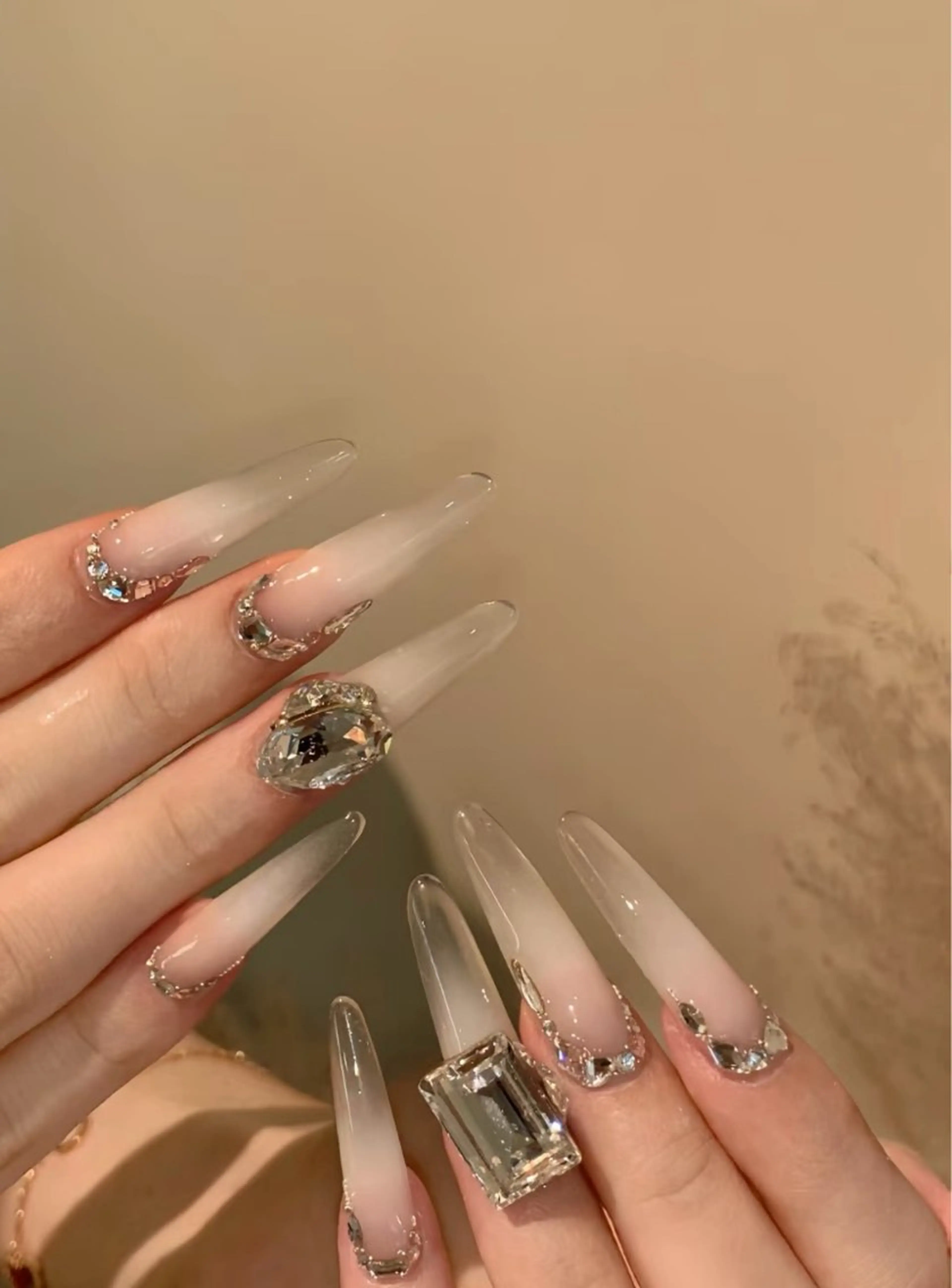 ネイル ハンドネイル Luvia  銀座/harumiのネイルデザイン